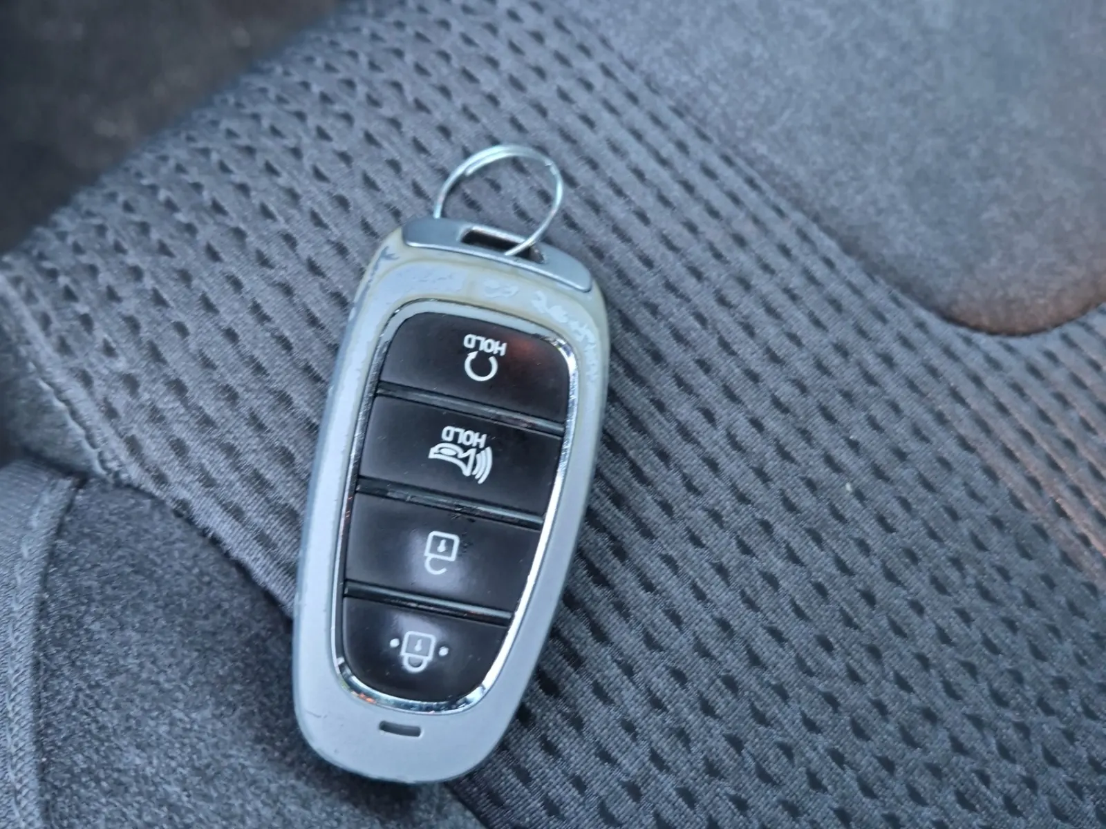 Keys/Fobs/Manual Photo