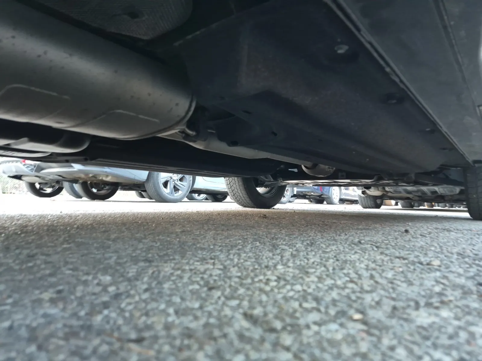 Undercarriage - Passenger Photo