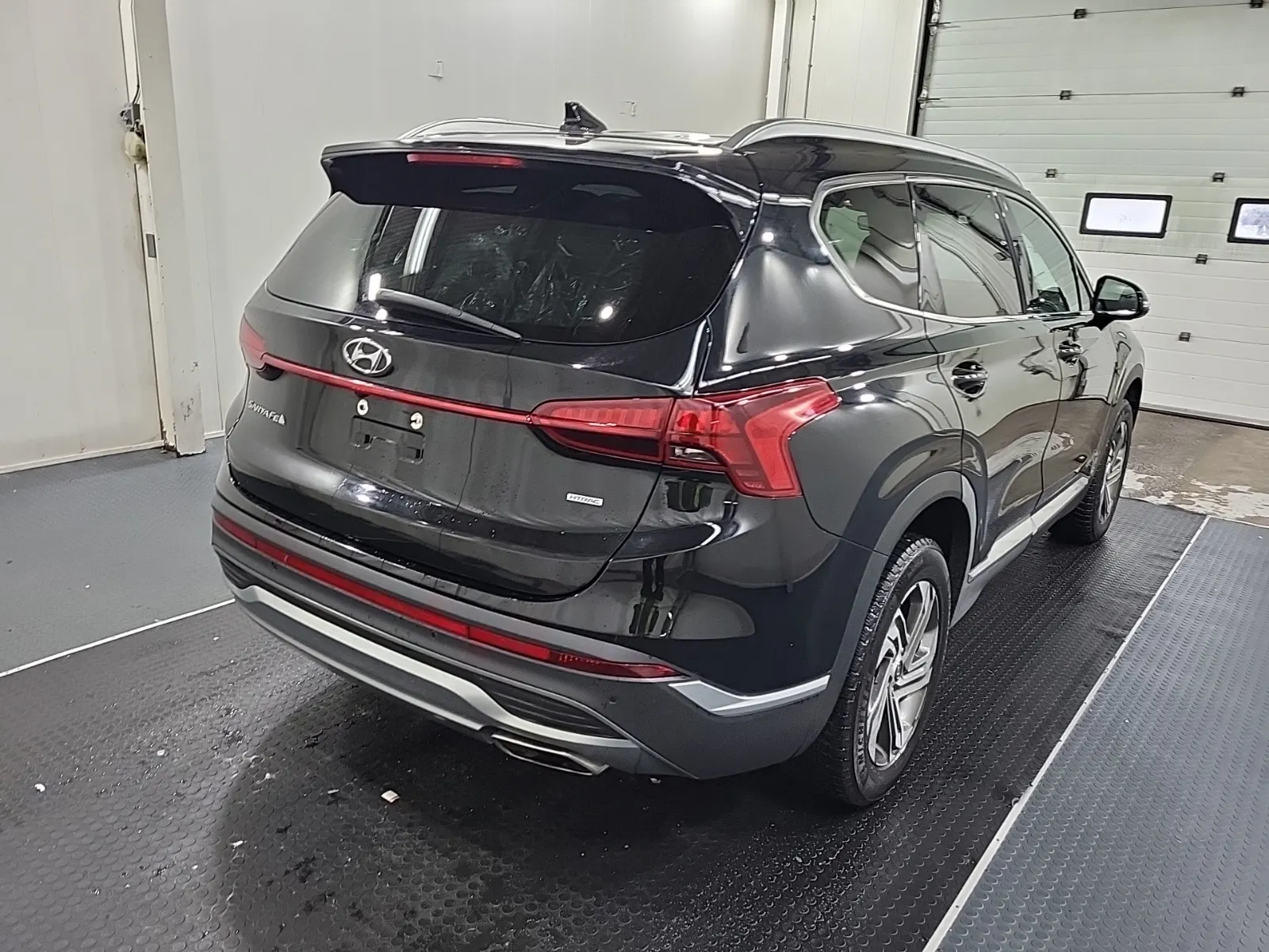 Passenger Rear 3/4 Photo