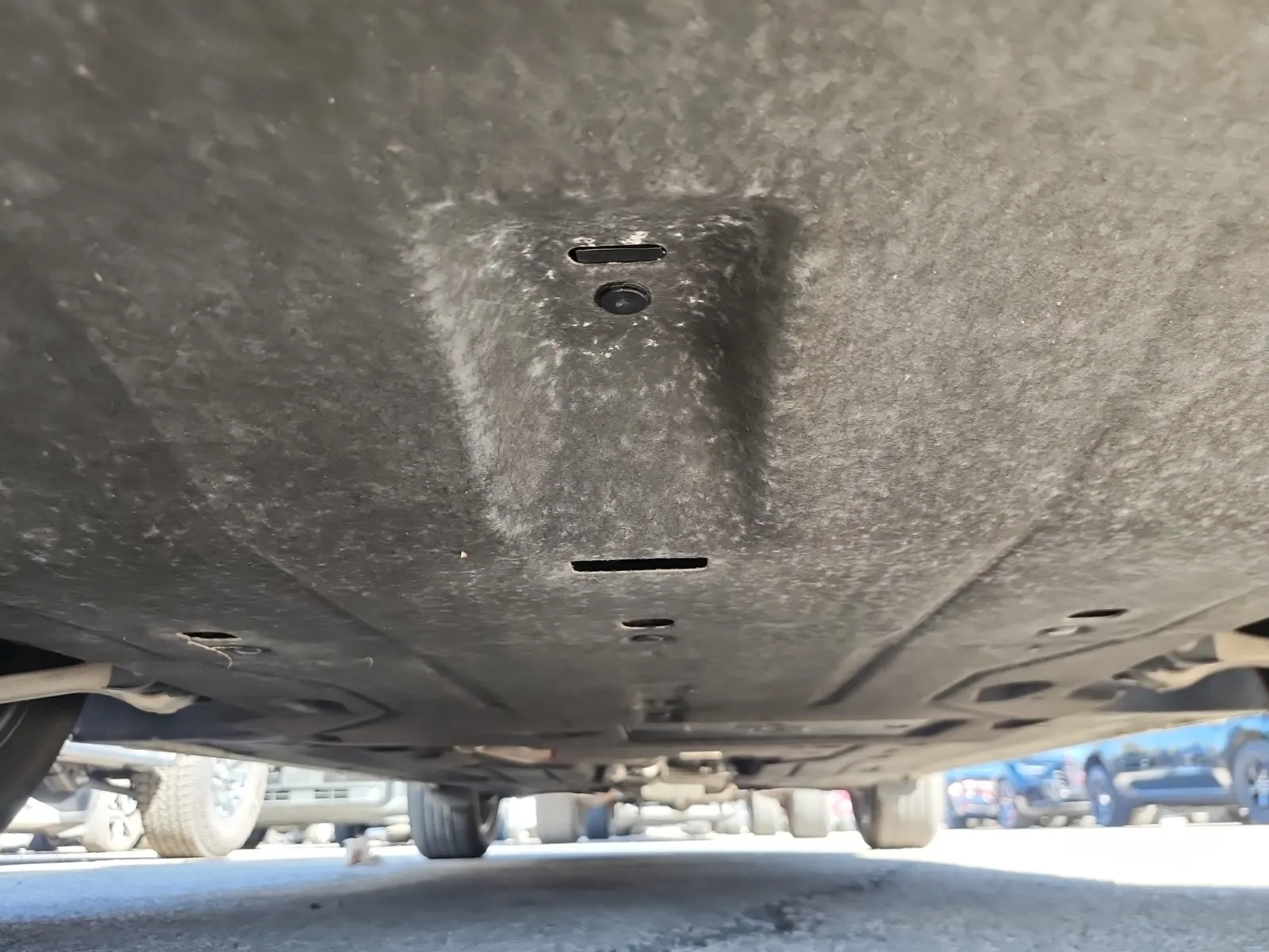 Undercarriage - Front Photo