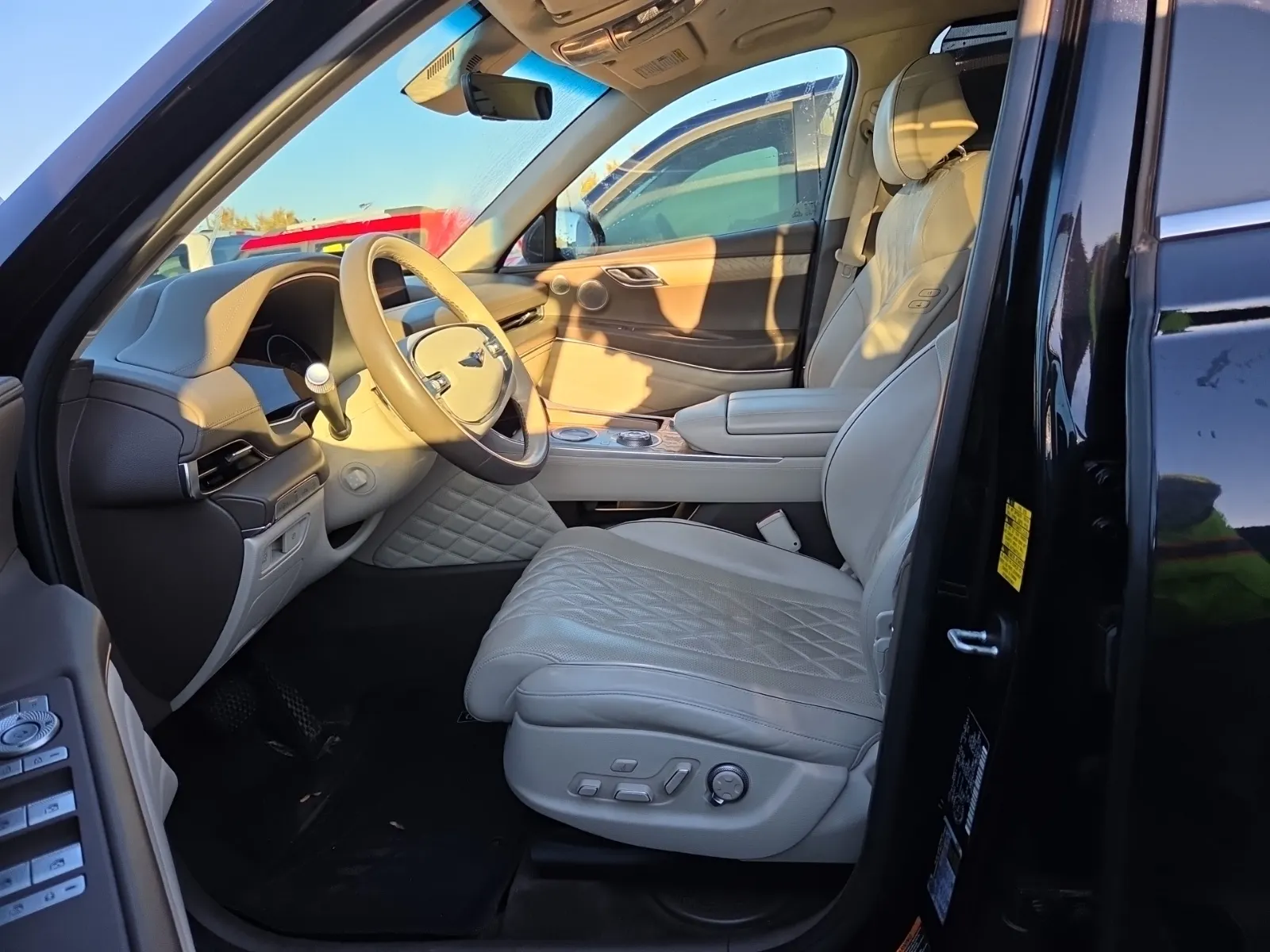Front Interior Photo