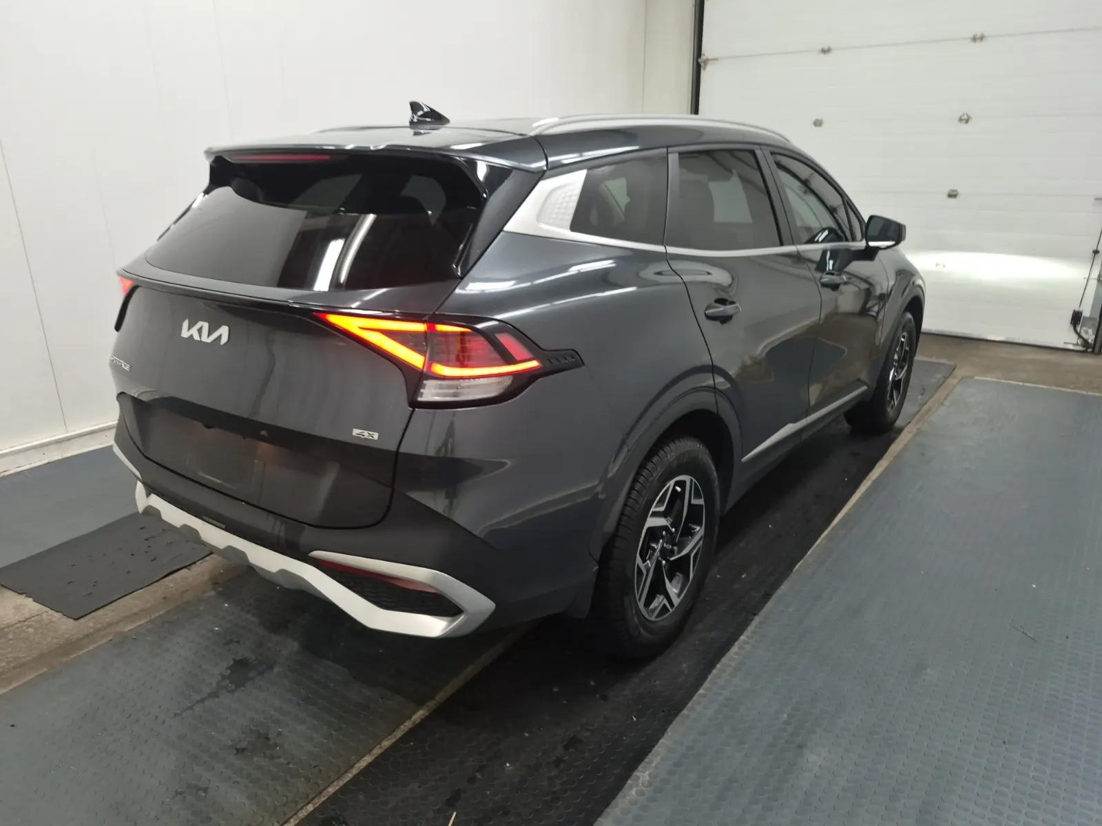 Passenger Rear 3/4 Photo