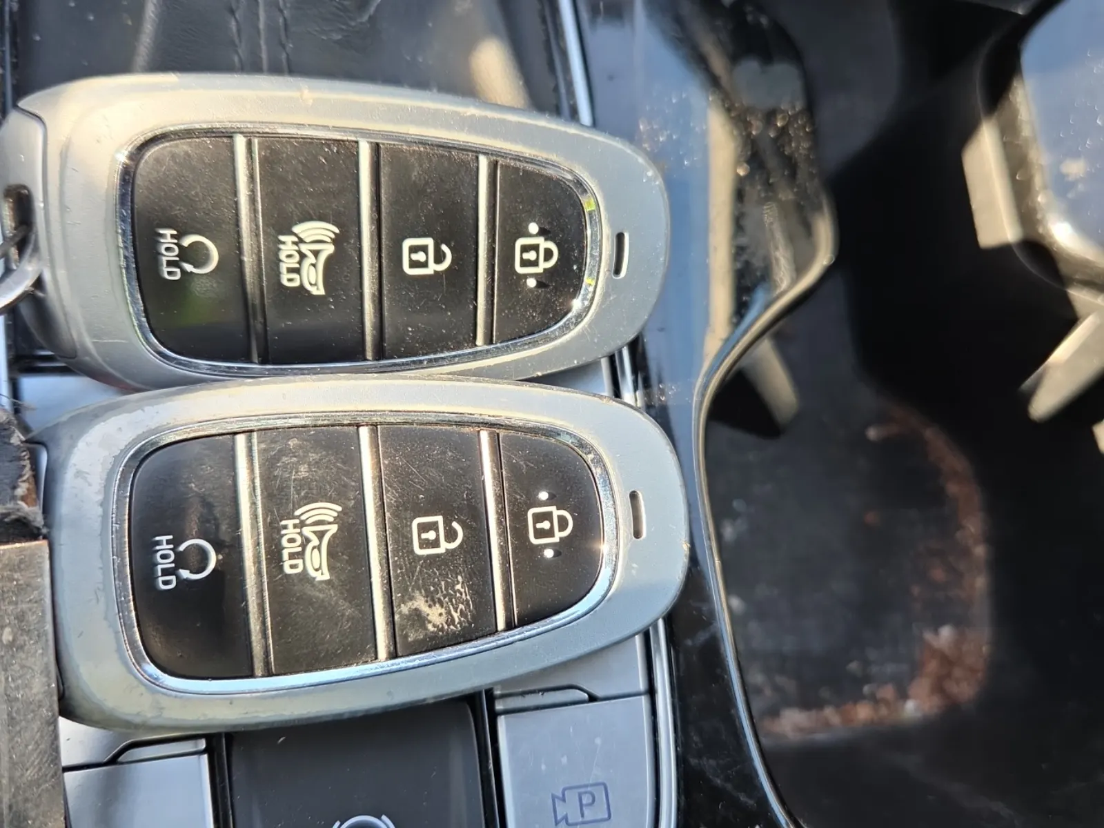 Keys/Fobs/Manual Photo