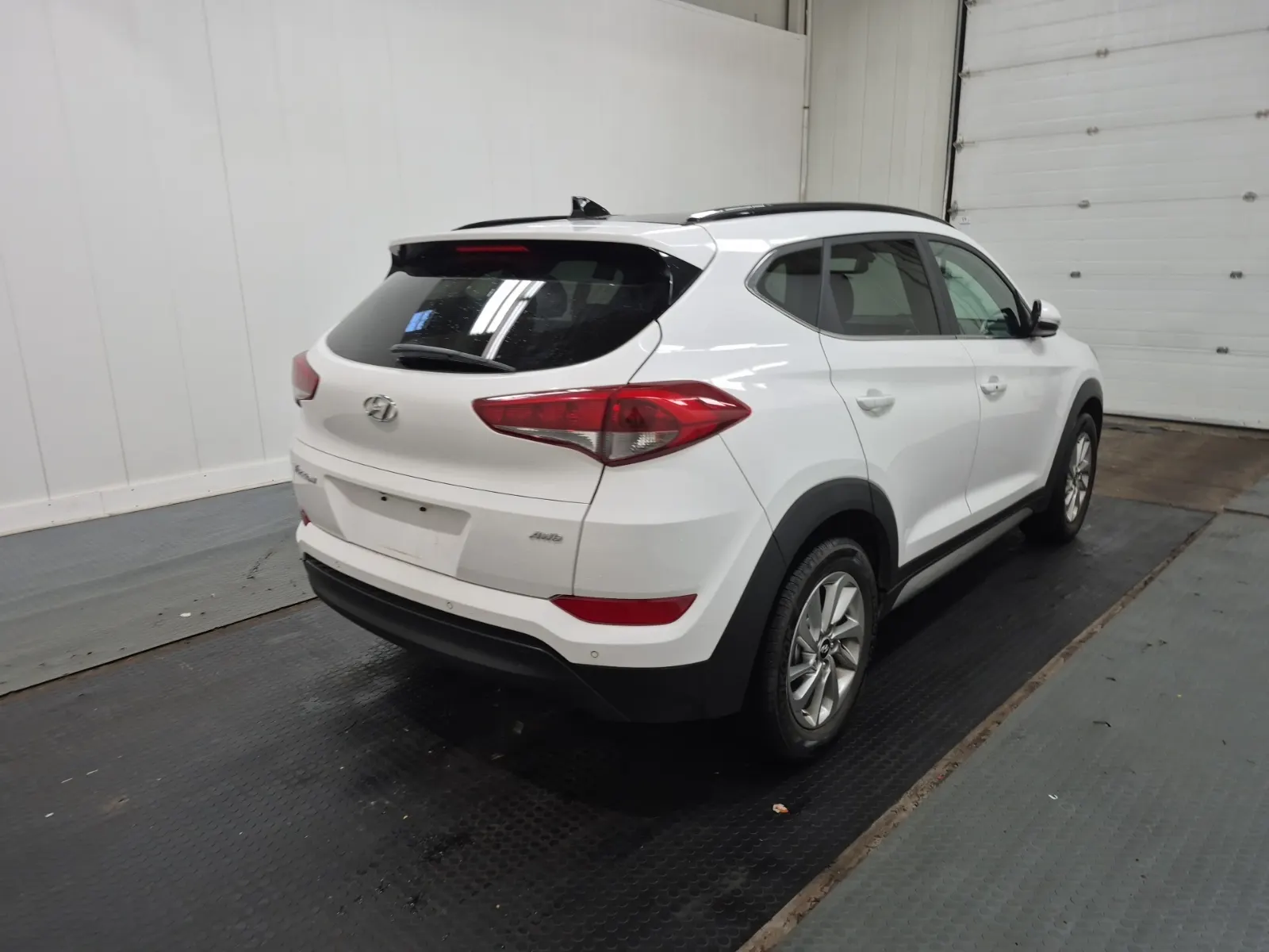 Passenger Rear 3/4 Photo