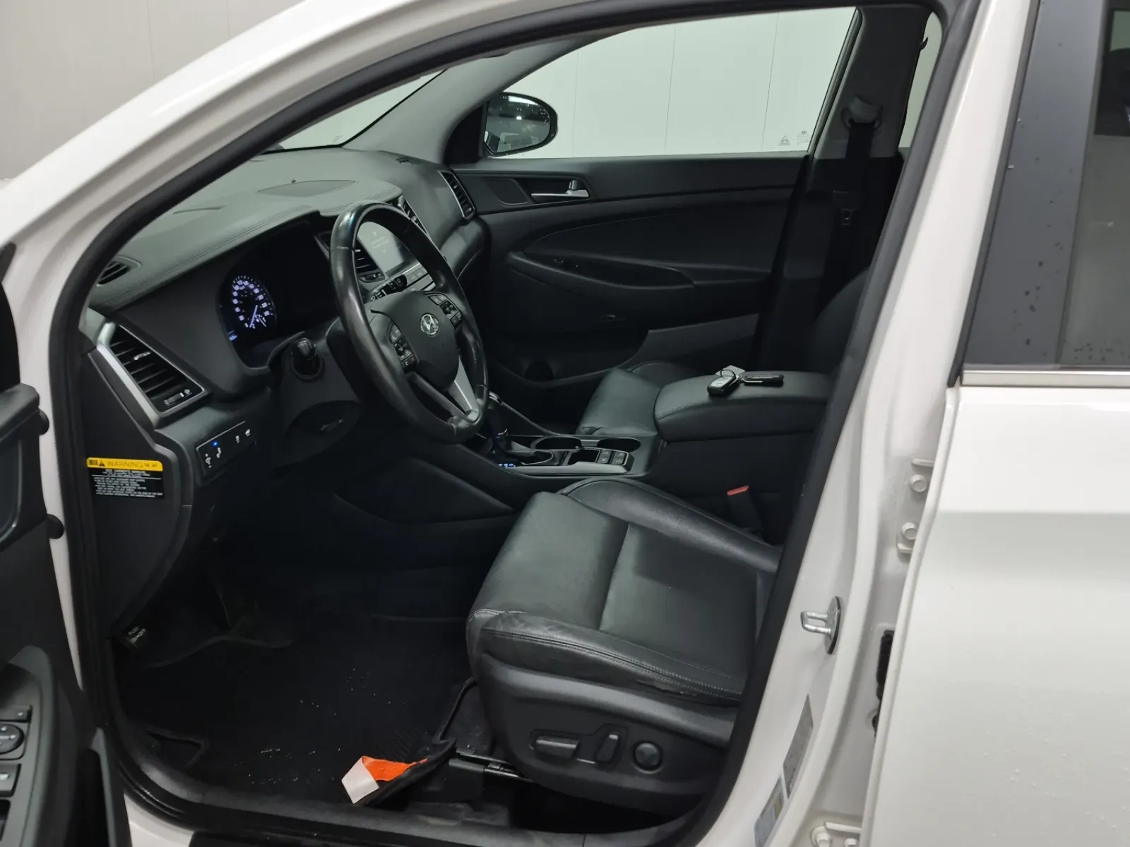 Front Interior Photo
