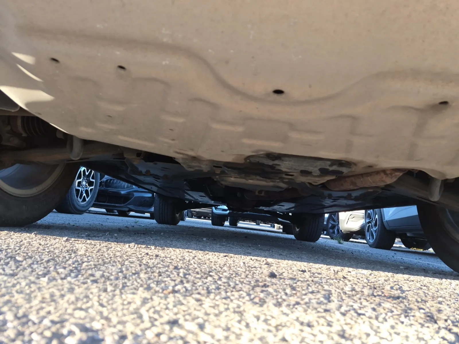 Undercarriage - Front Photo