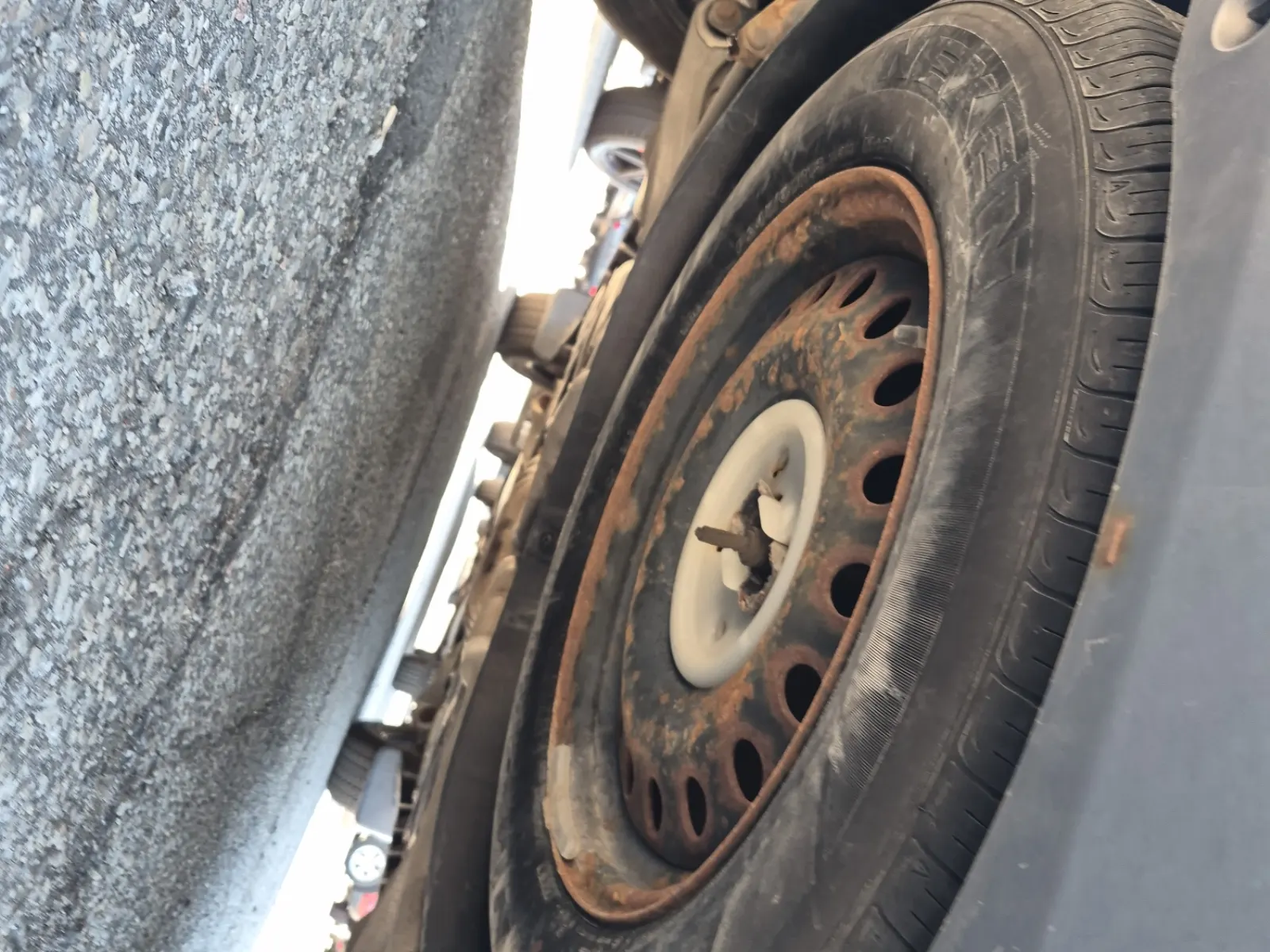 Spare Tire & Wheel Photo