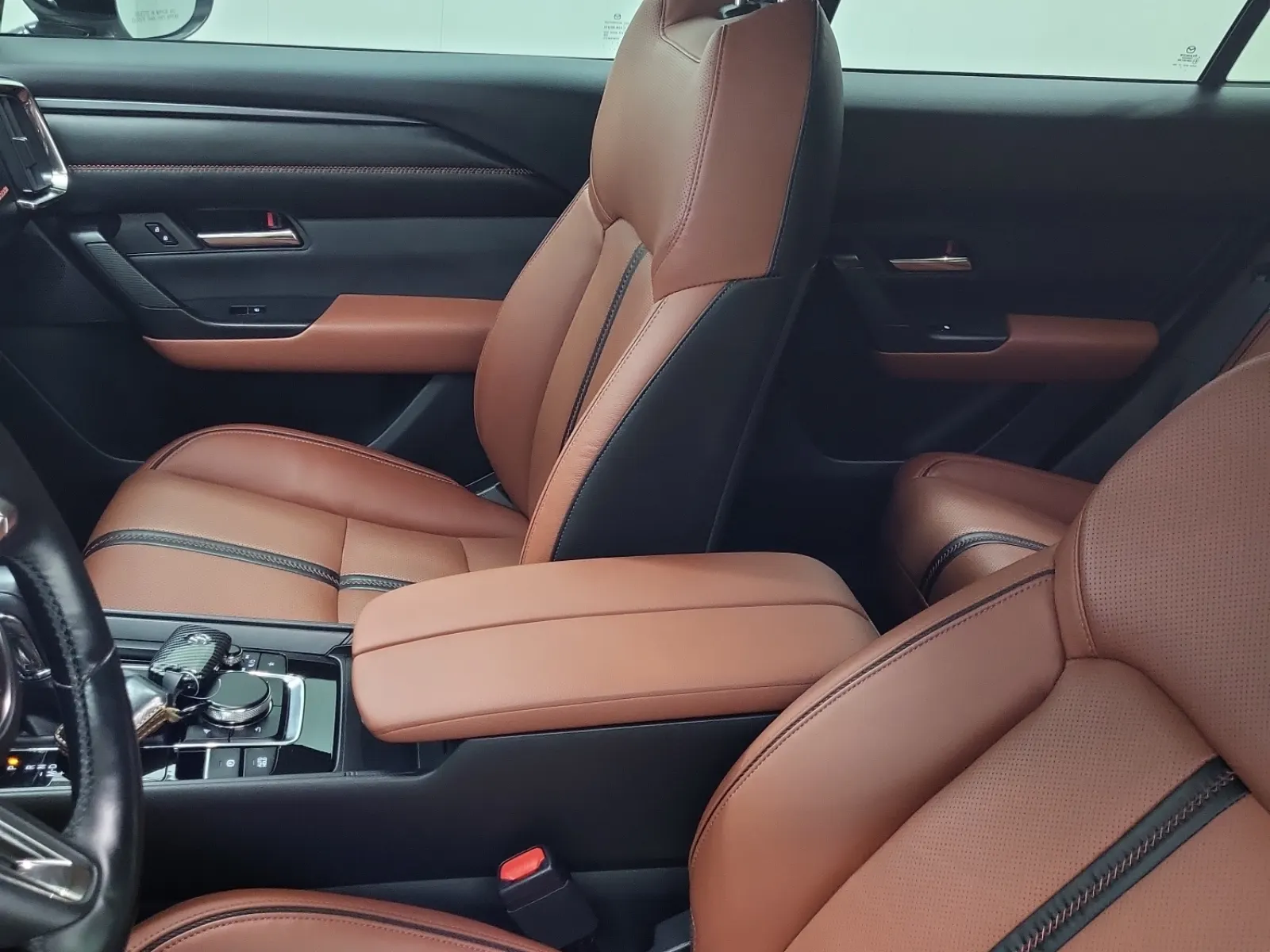 Front Interior Photo