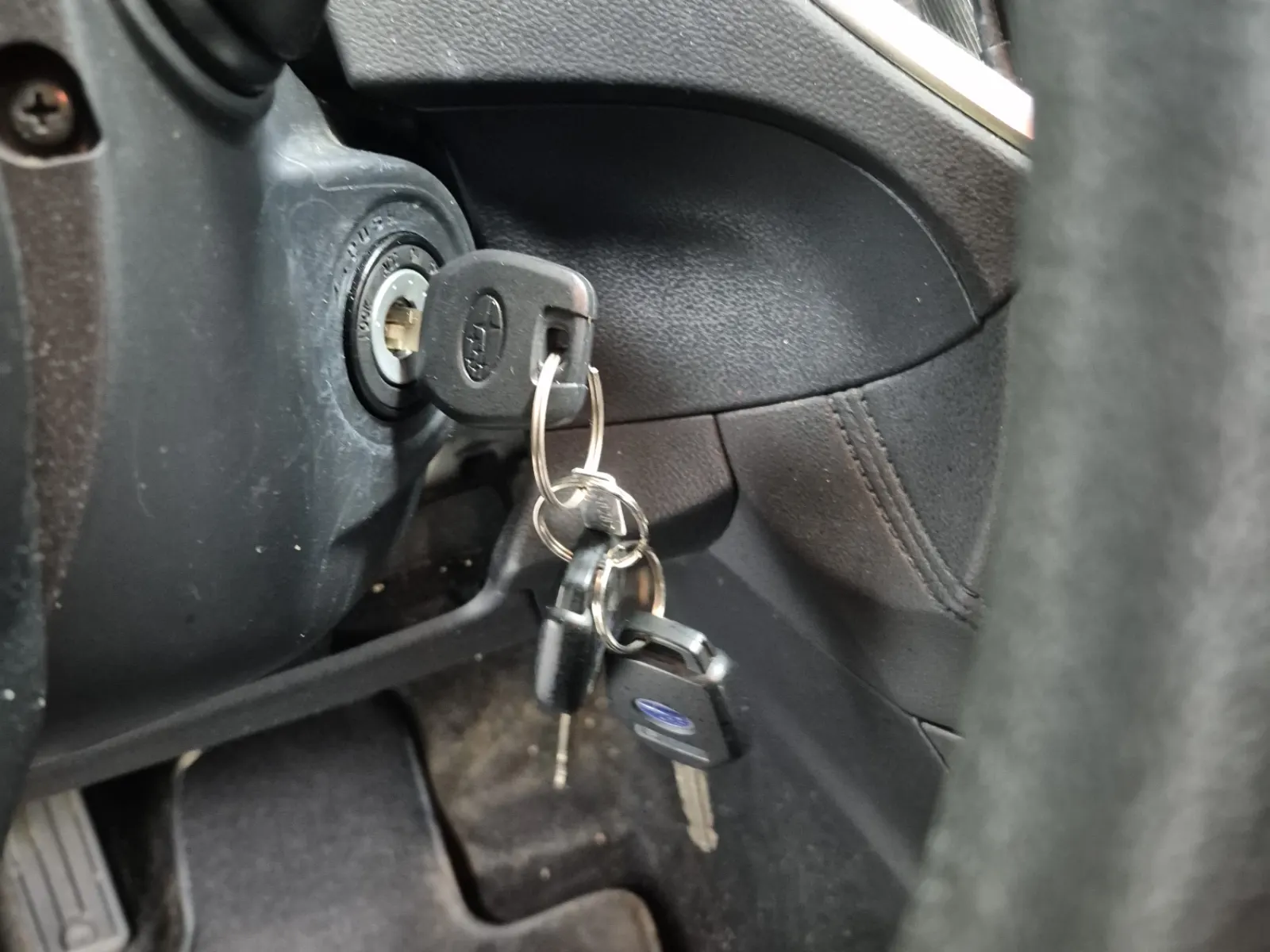 Keys/Fobs/Manual Photo