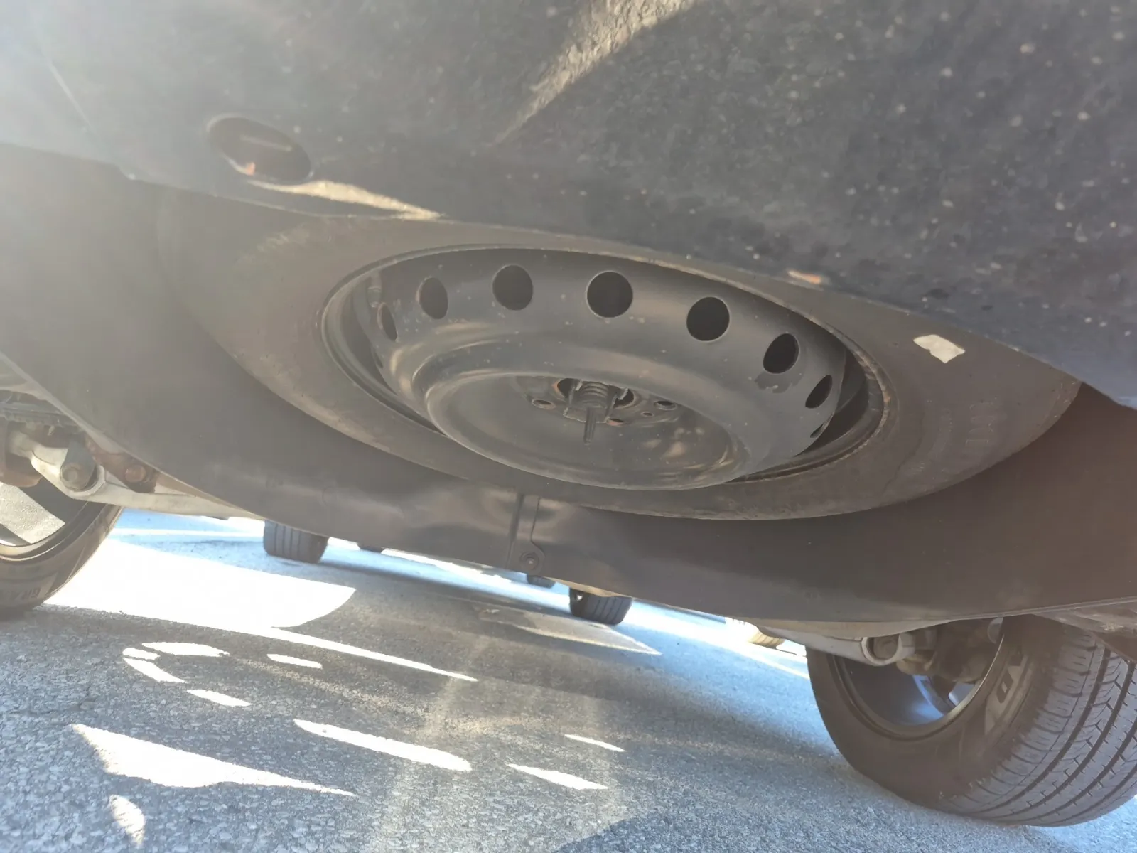 Spare Tire & Wheel Photo