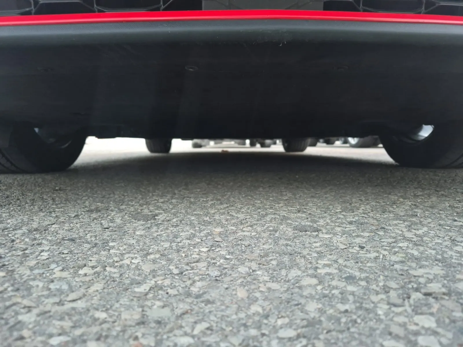 Undercarriage - Front Photo