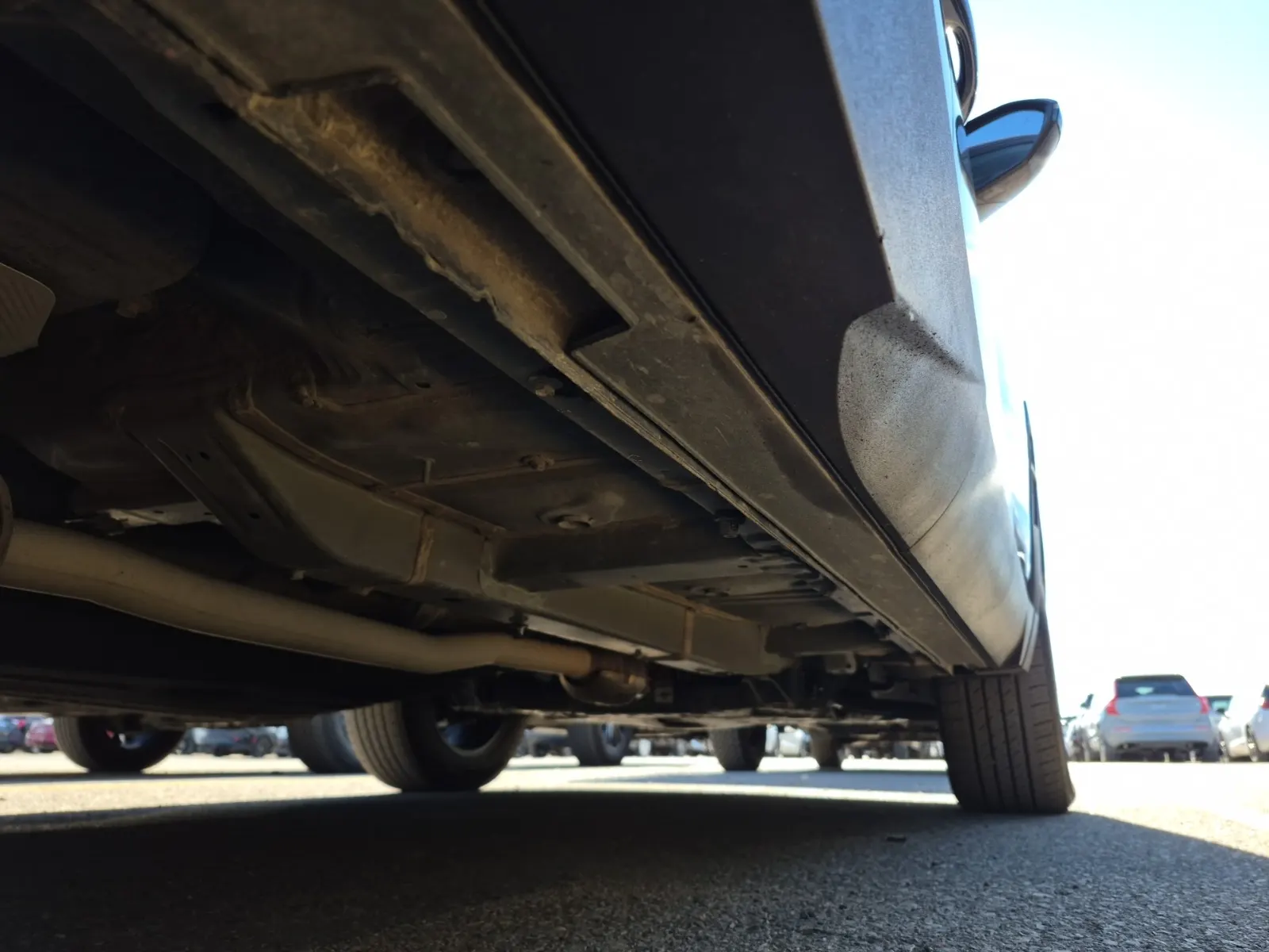 Undercarriage - Passenger Photo
