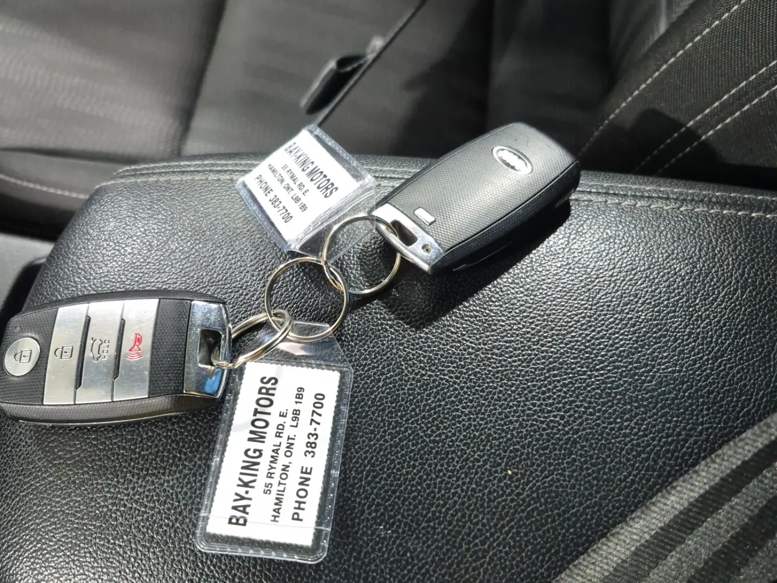 Keys/Fobs/Manual Photo
