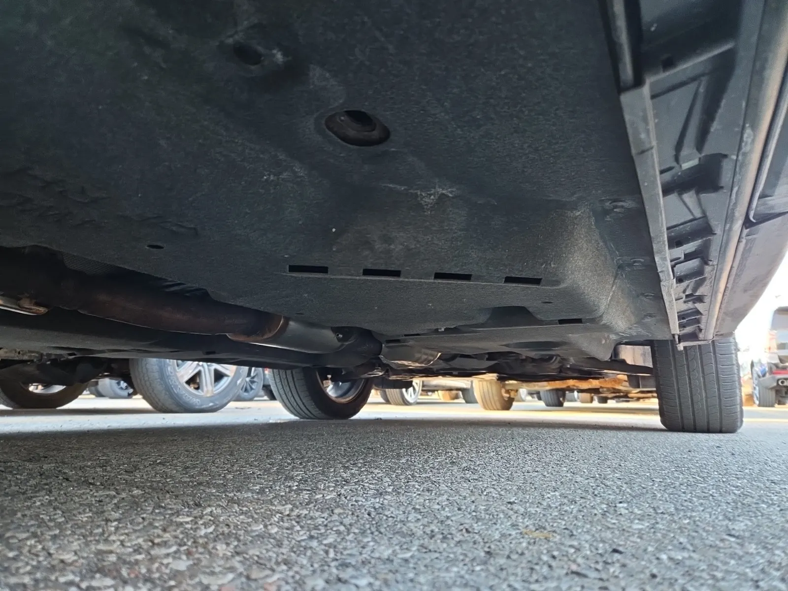 Undercarriage - Passenger Photo