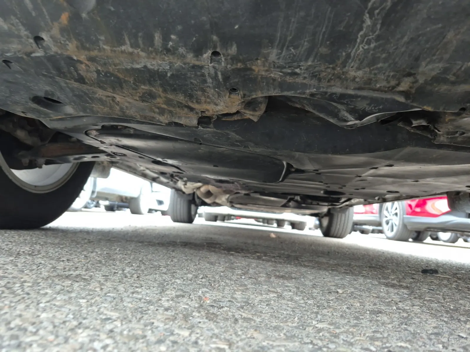 Undercarriage - Front Photo