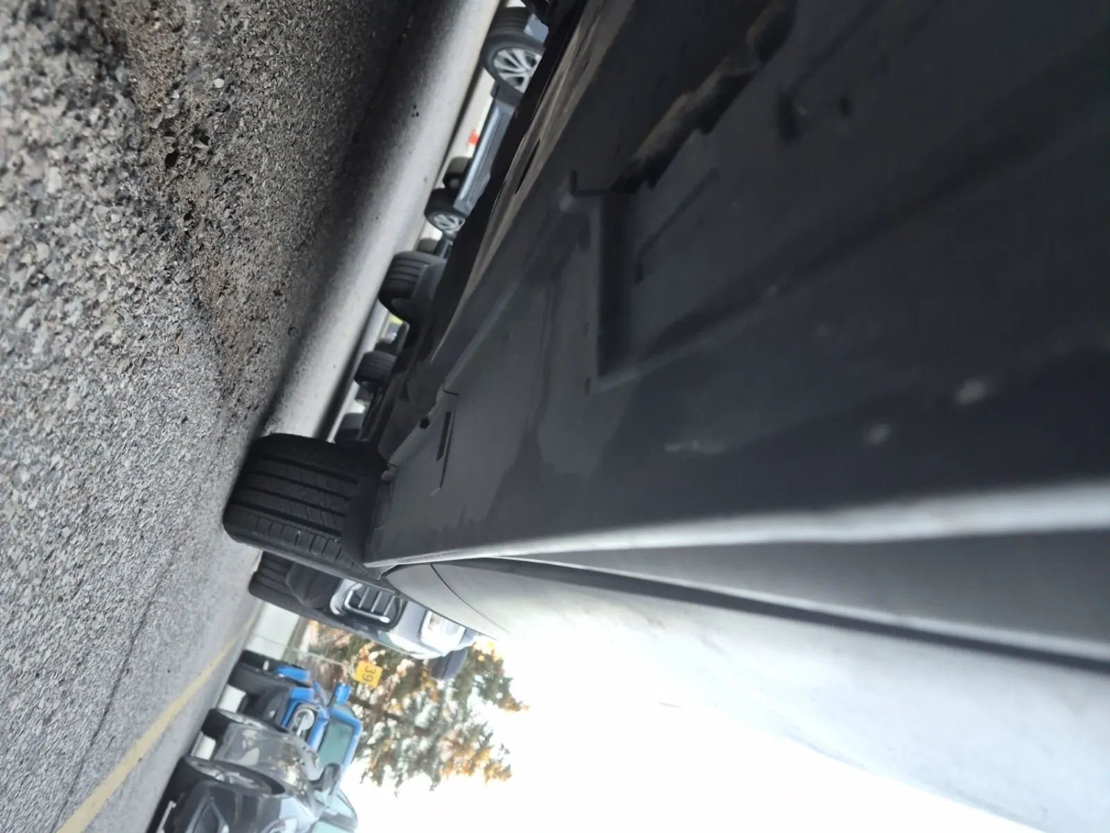 Undercarriage - Driver Photo