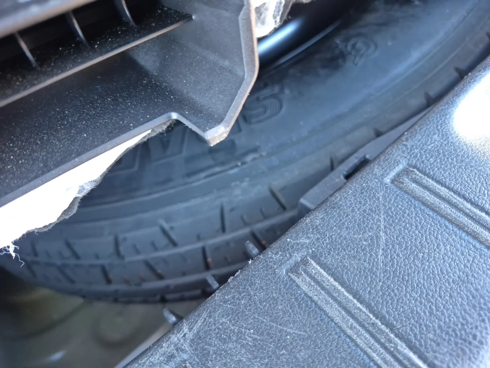 Spare Tire & Wheel Photo