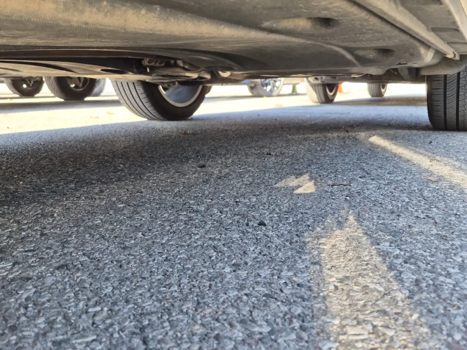 Undercarriage - Driver Photo