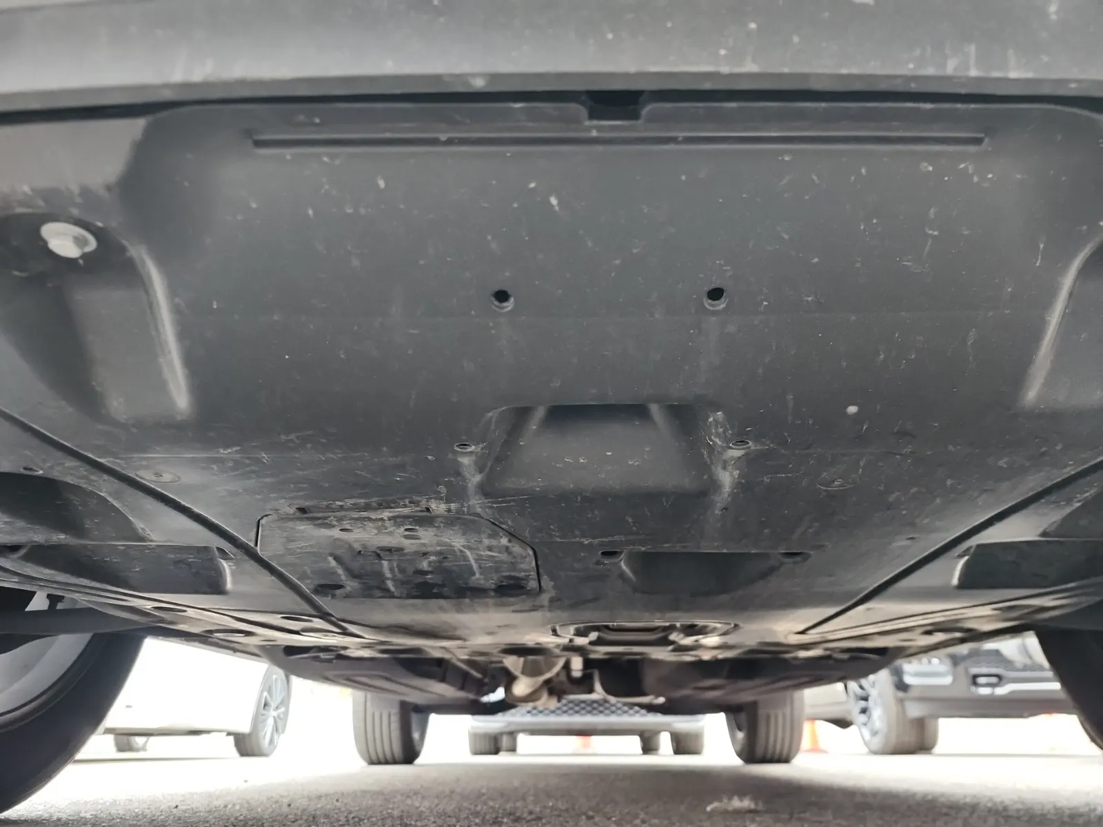 Undercarriage - Front Photo