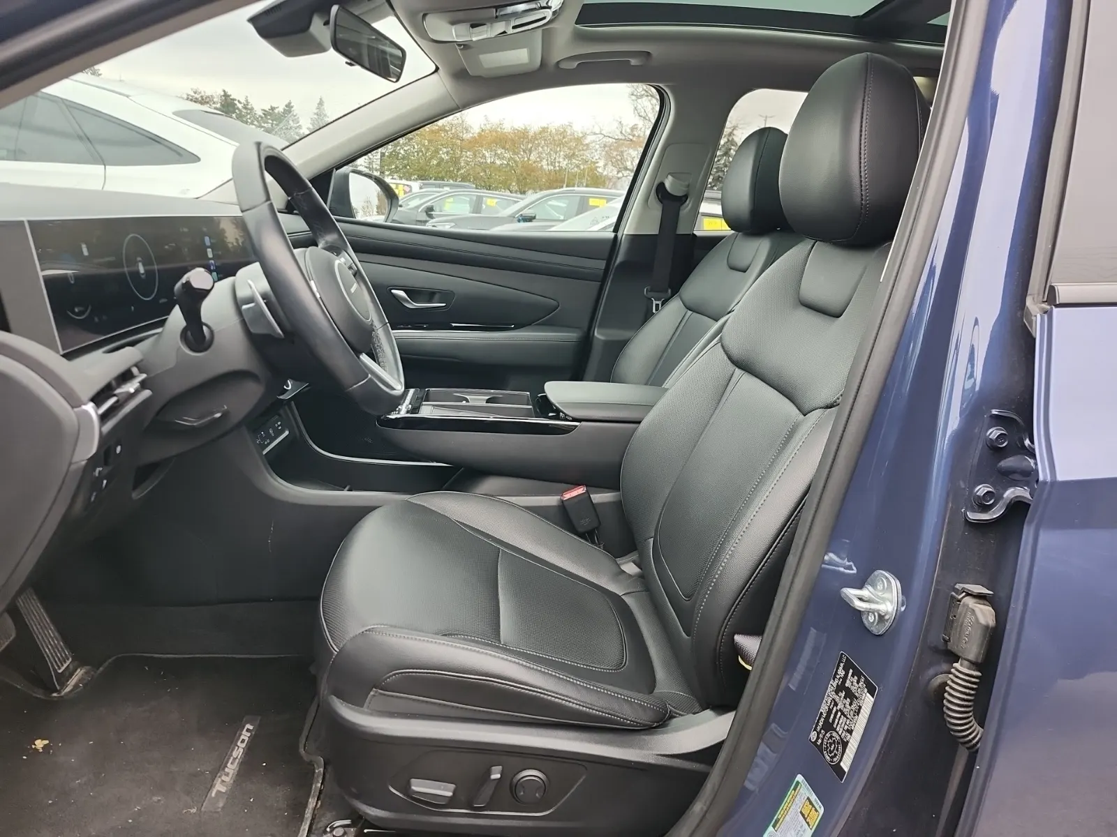 Front Interior Photo