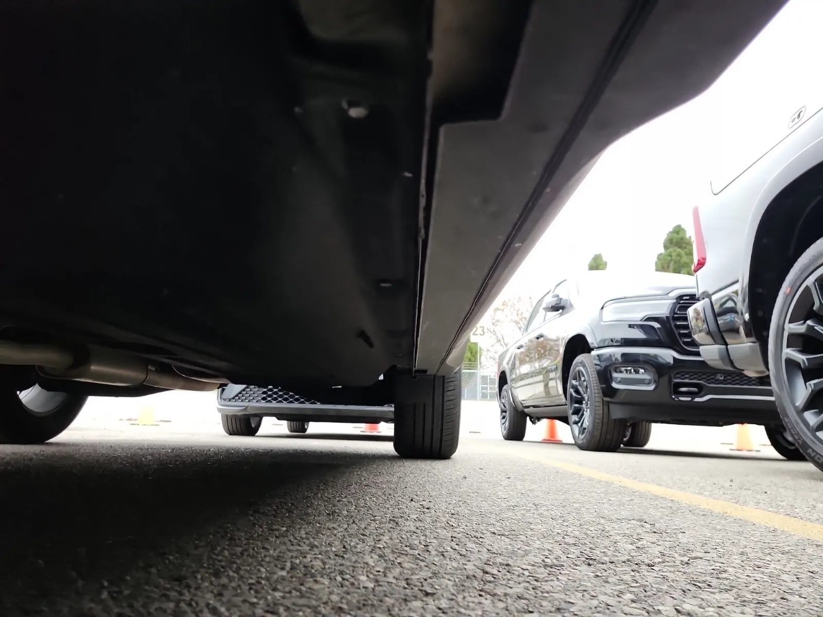 Undercarriage - Driver Photo