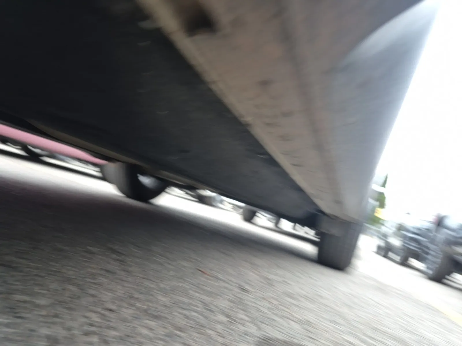 Undercarriage - Driver Photo
