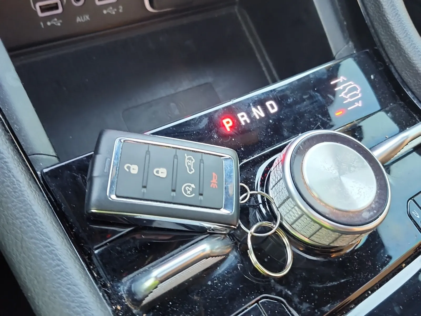 Keys/Fobs/Manual Photo