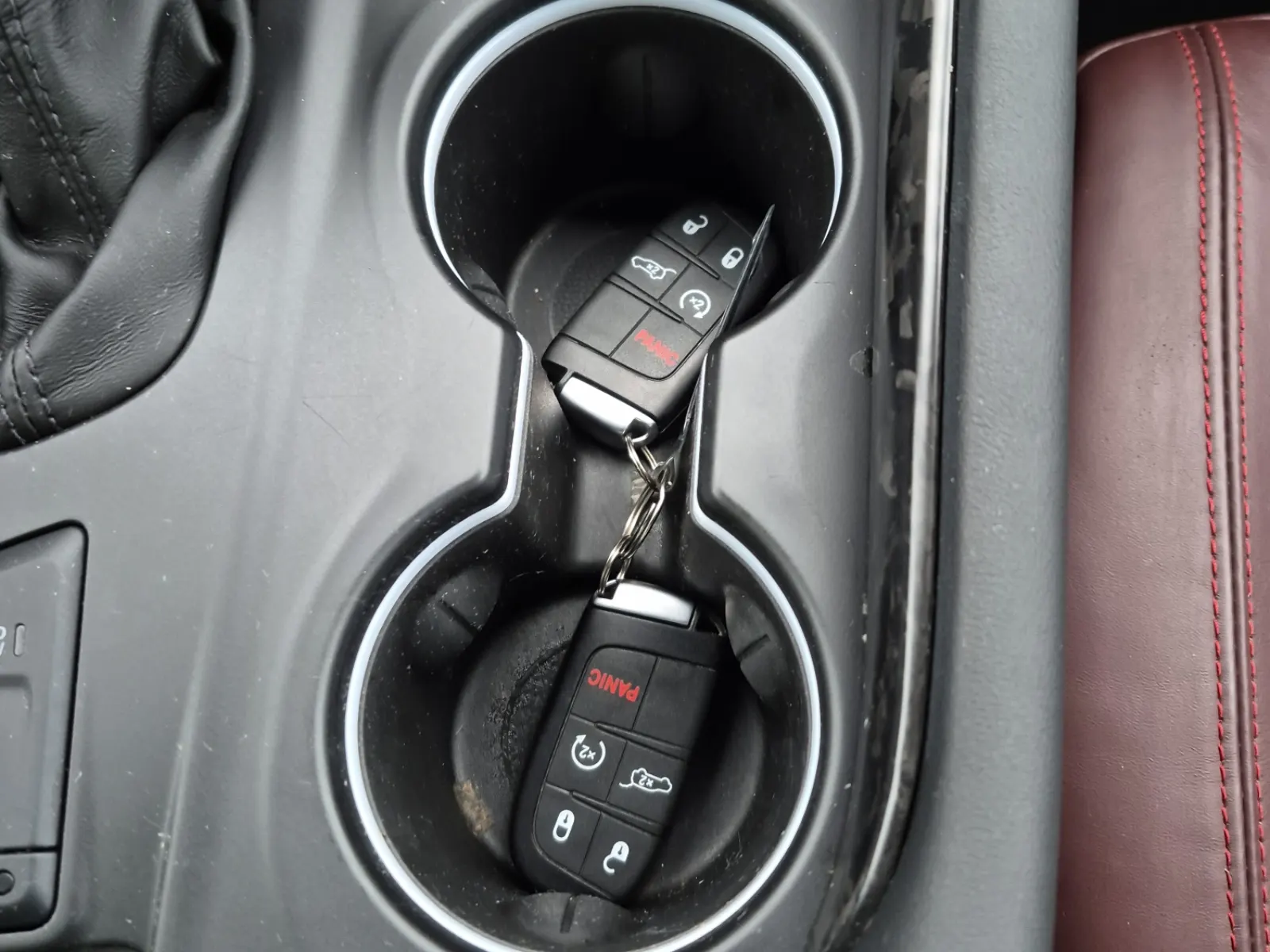 Keys/Fobs/Manual Photo