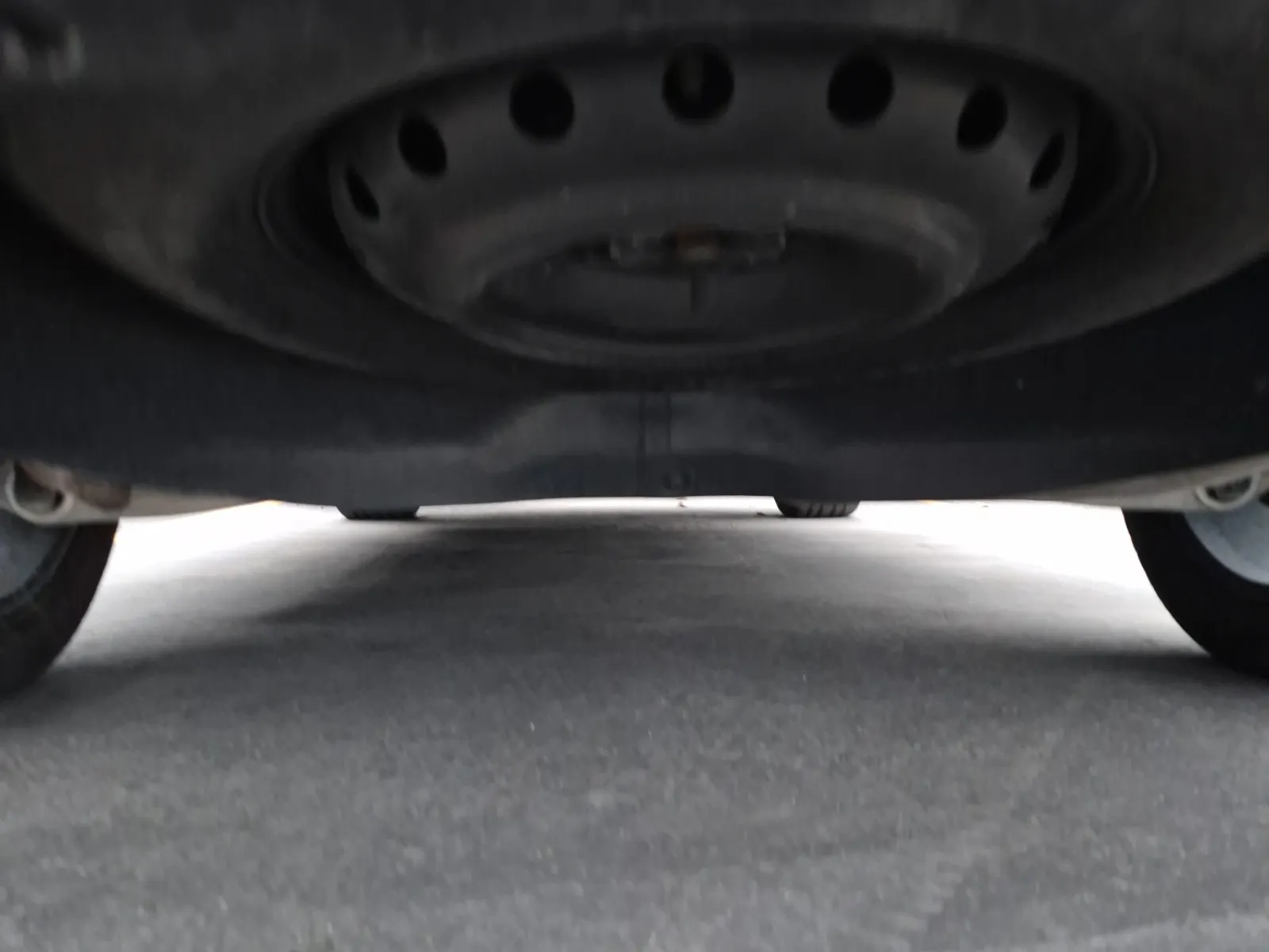 Spare Tire & Wheel Photo