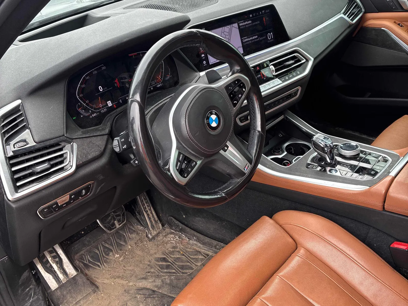 Interior driver side