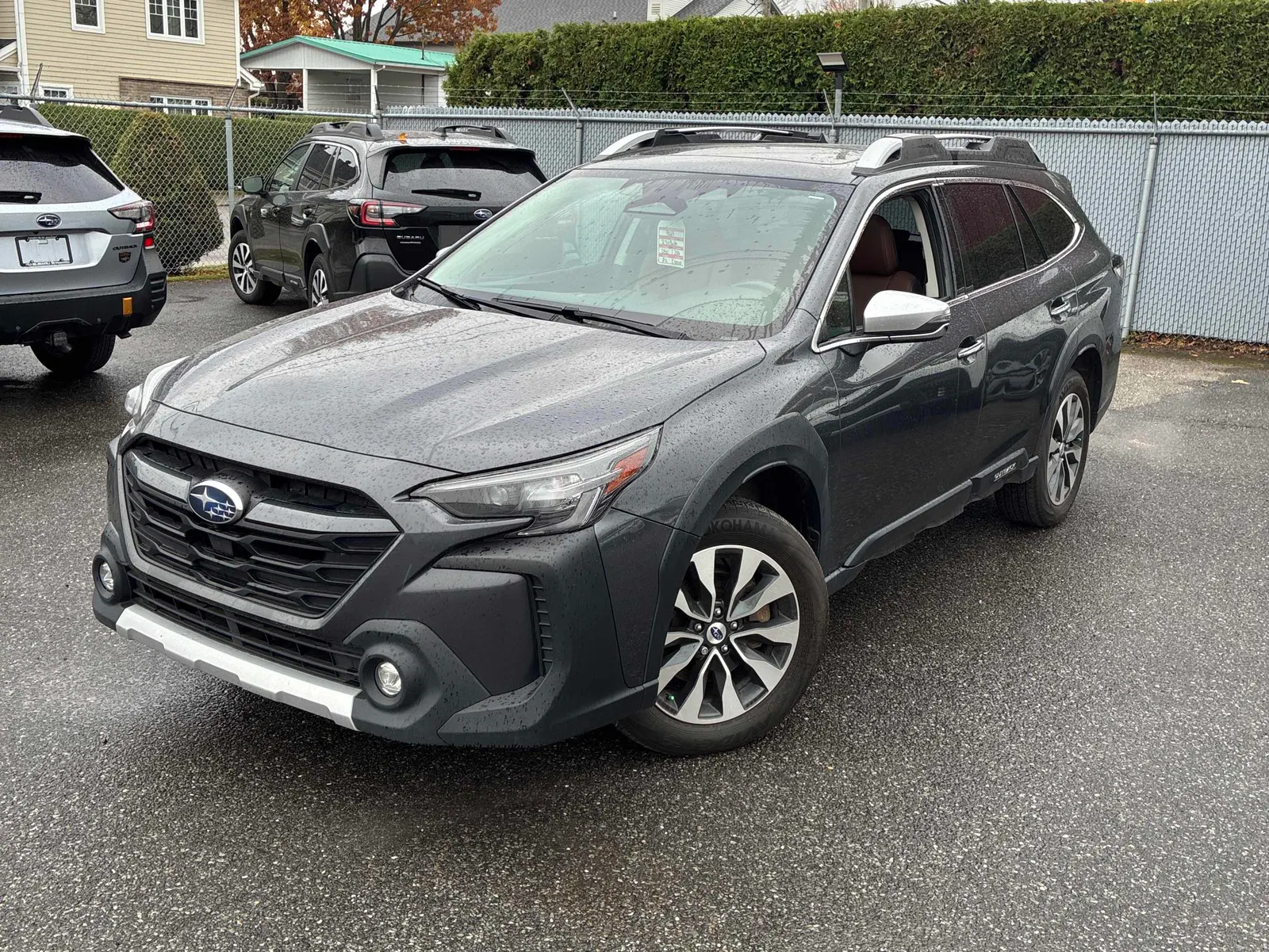 3/4 Front (Main image)