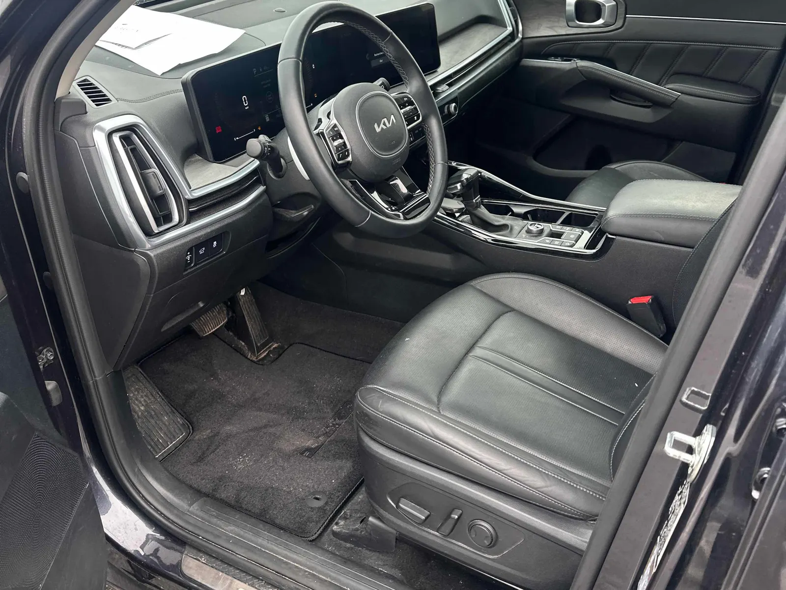 Interior driver side