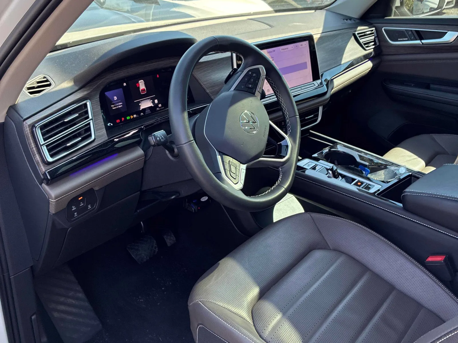 Interior driver side