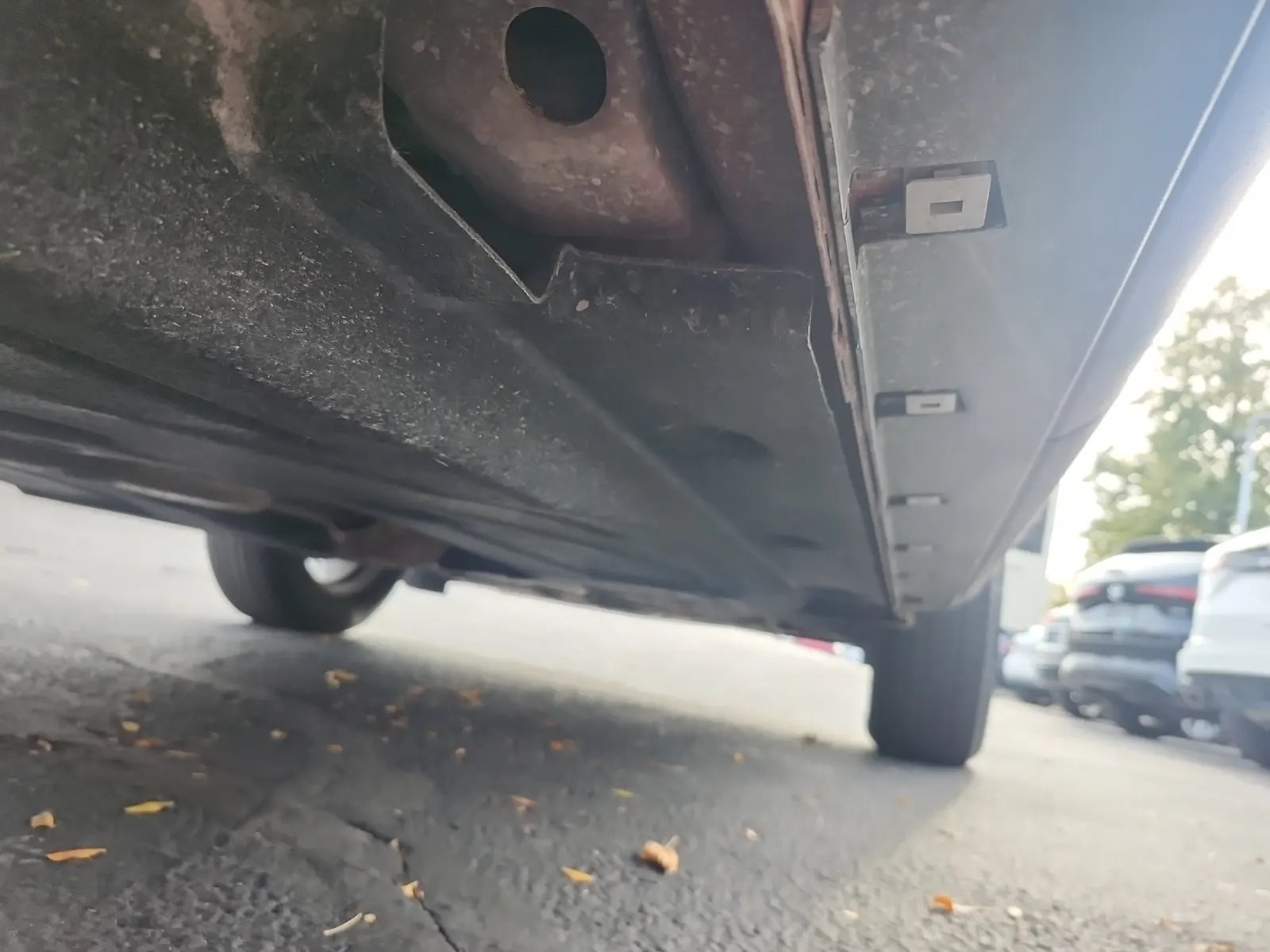 Undercarriage - Passenger Photo