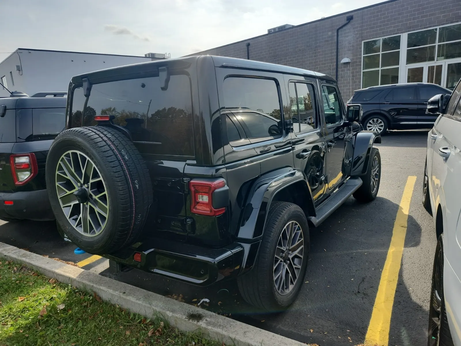 Passenger Rear 3/4 Photo