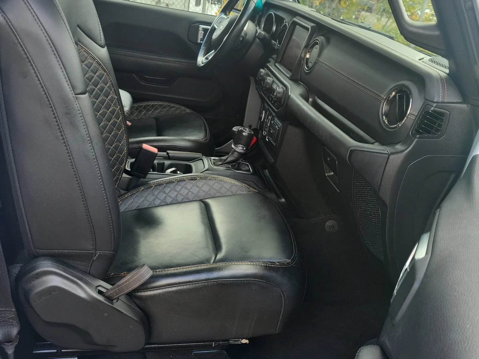 Right Side Interior Photo