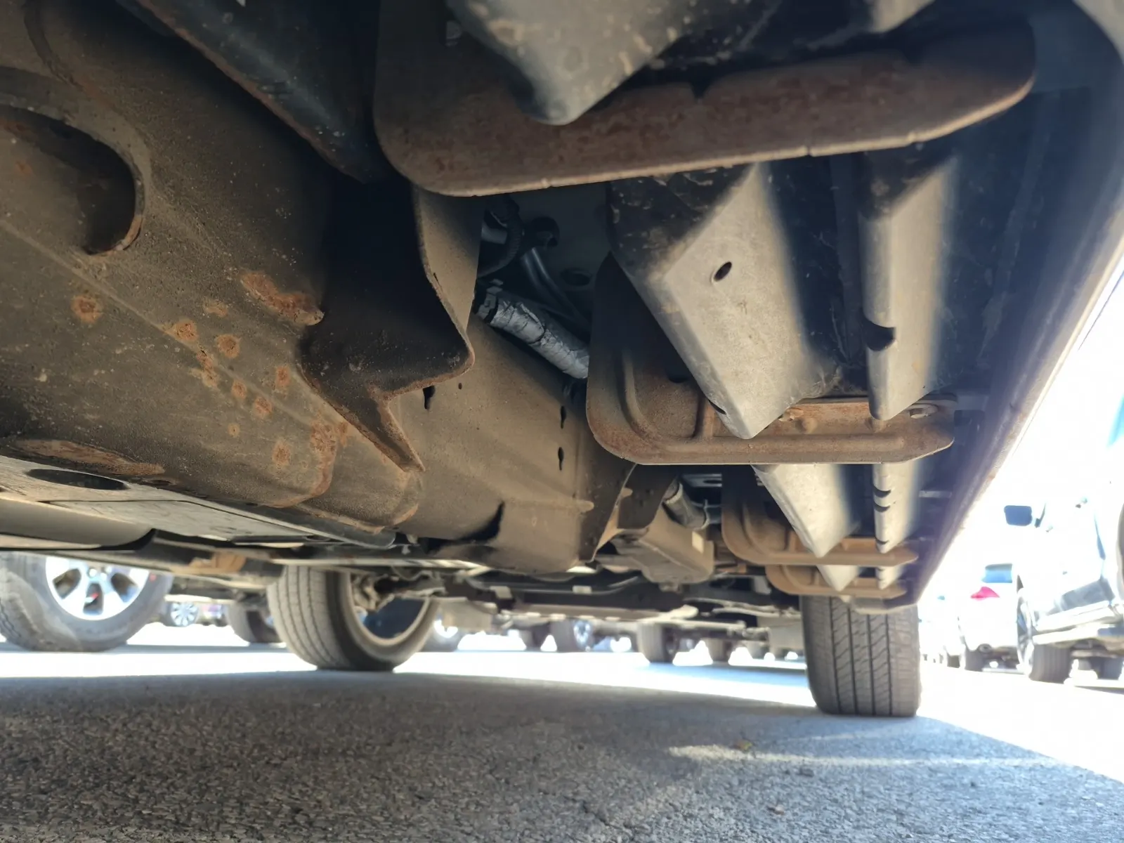 Undercarriage - Passenger Photo
