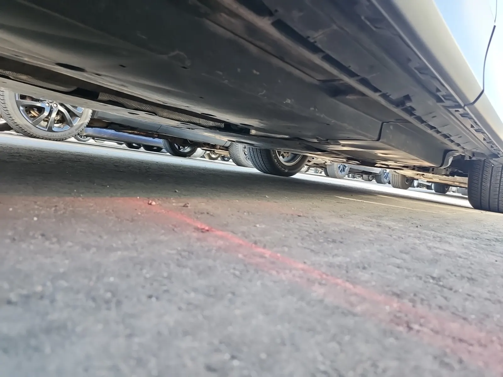 Undercarriage - Passenger Photo