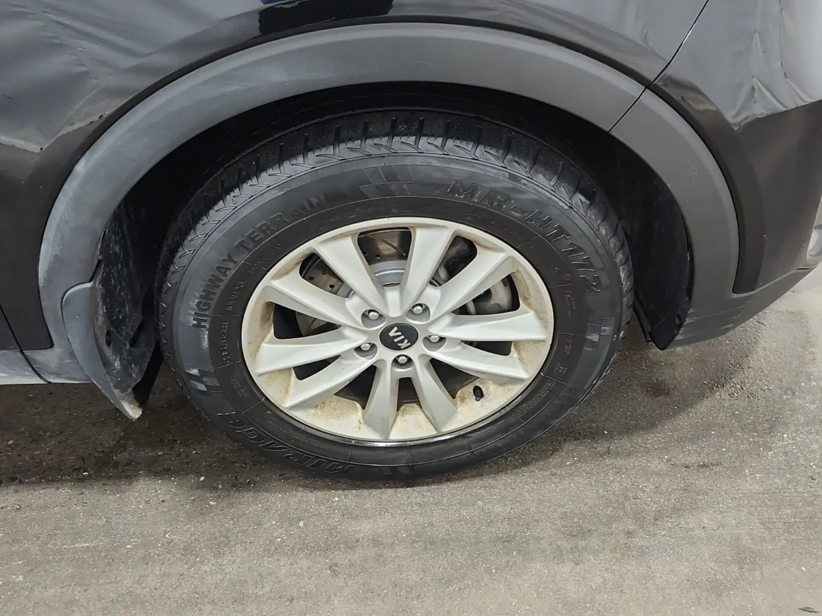 Right Front Wheel/Tire Photo