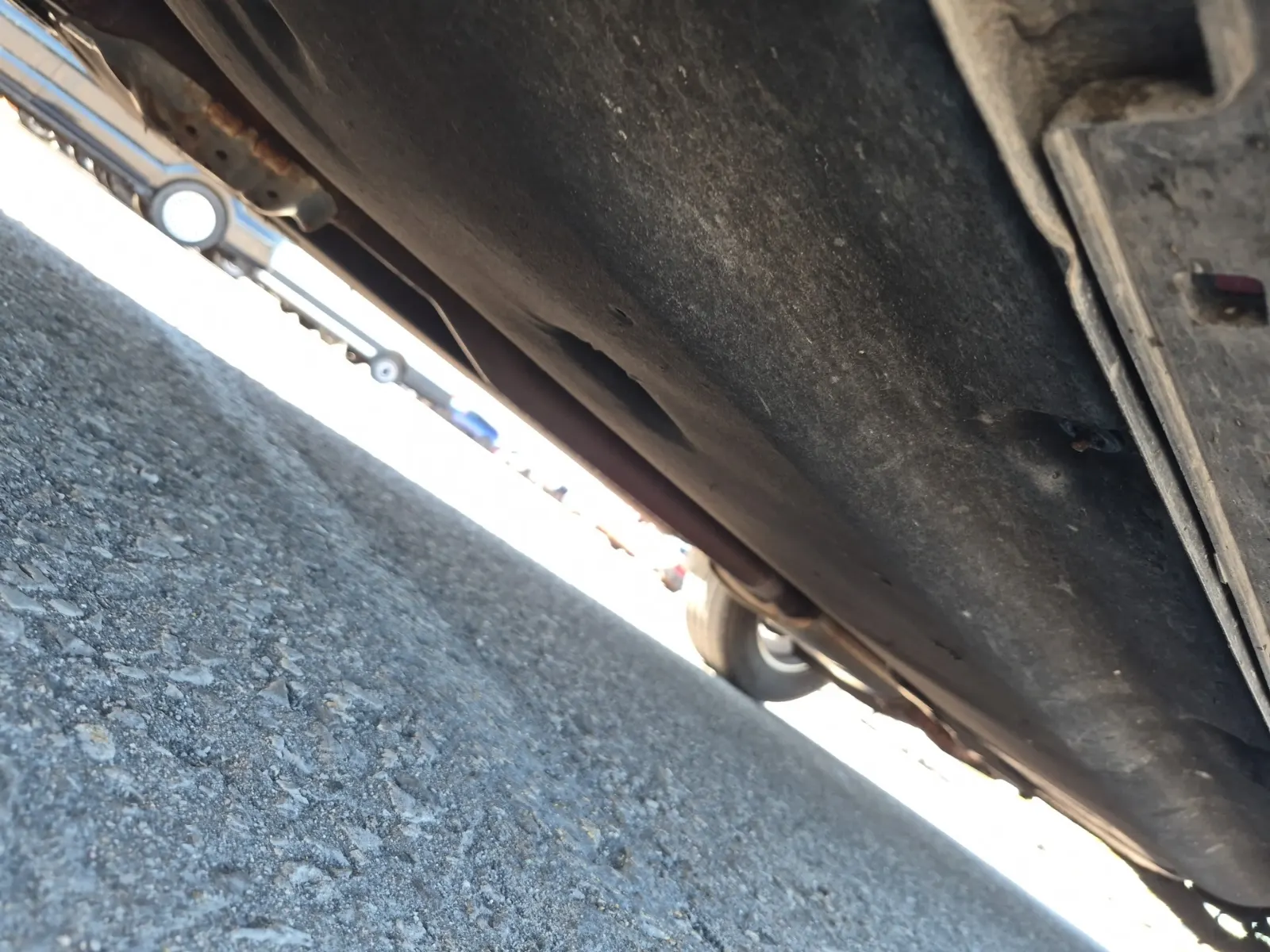 Undercarriage - Driver Photo