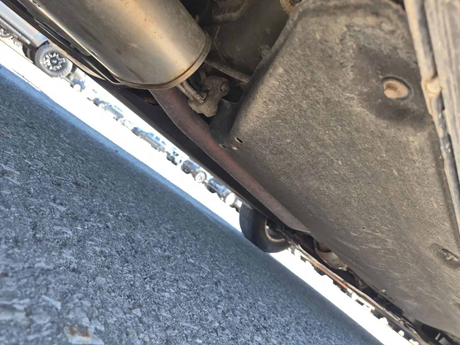 Undercarriage - Passenger Photo