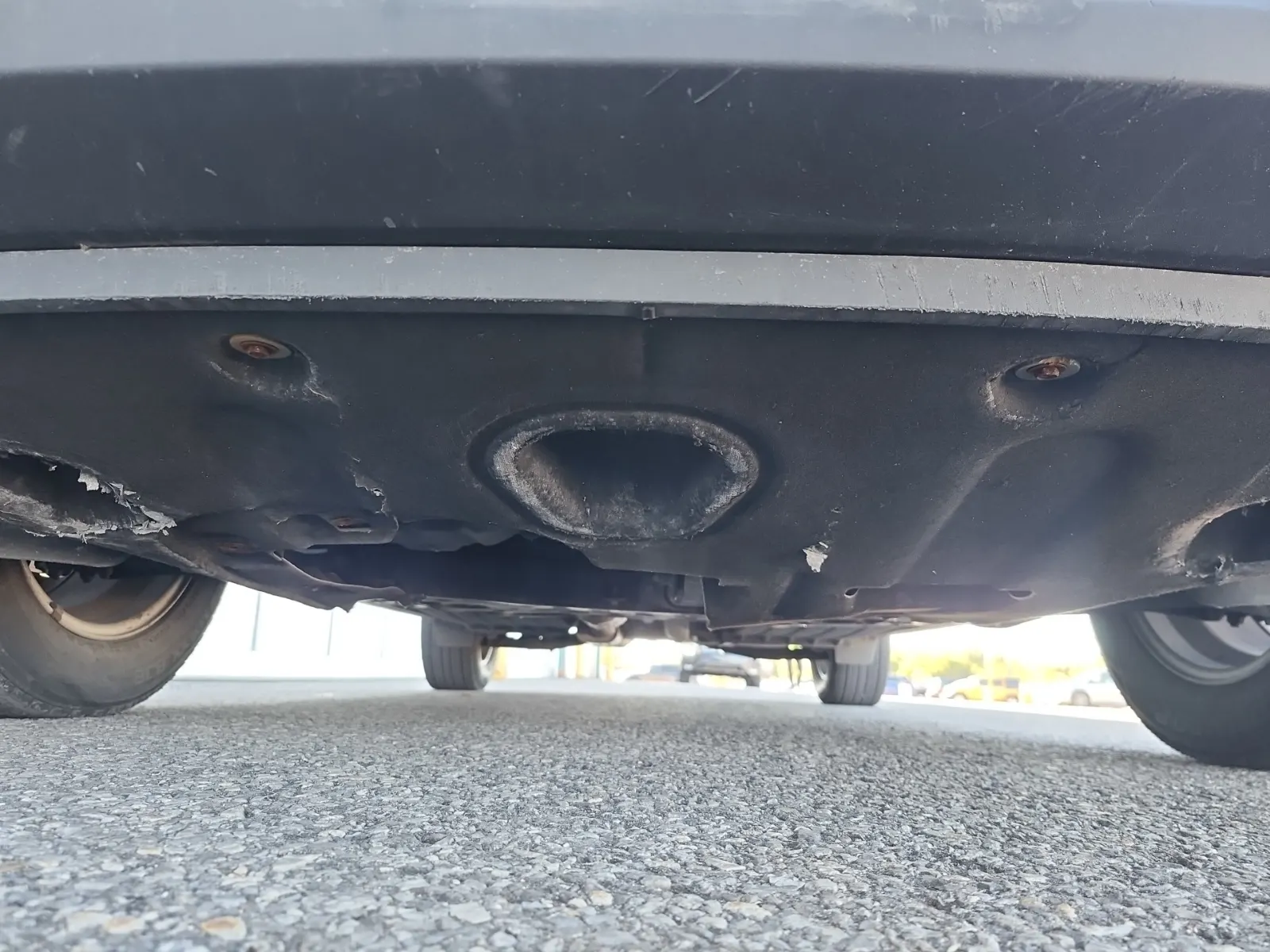Undercarriage - Front Photo