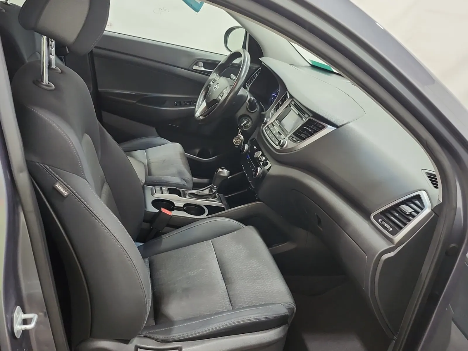 Right Side Interior Photo