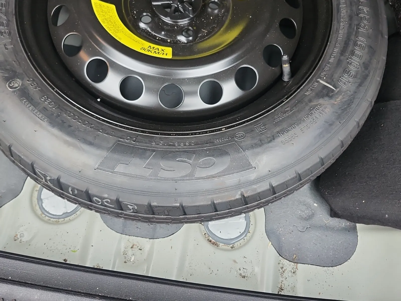 Spare Tire & Wheel Photo