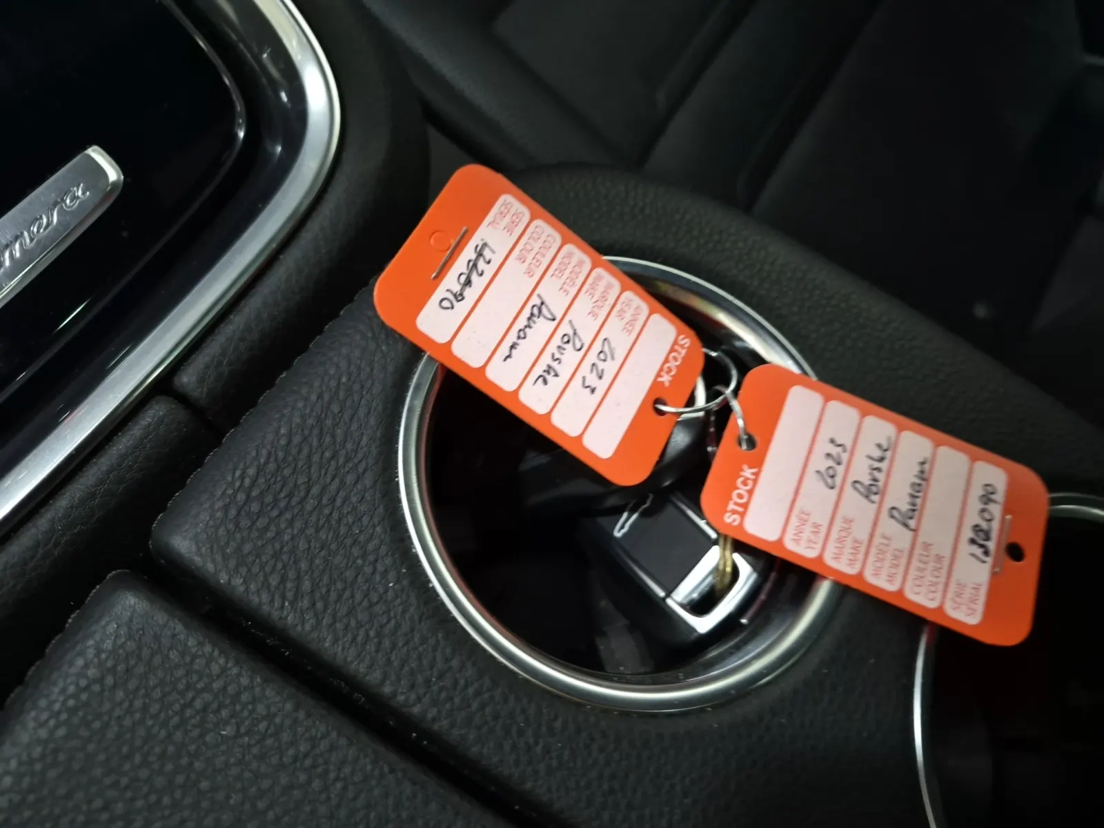 Keys/Fobs/Manual Photo