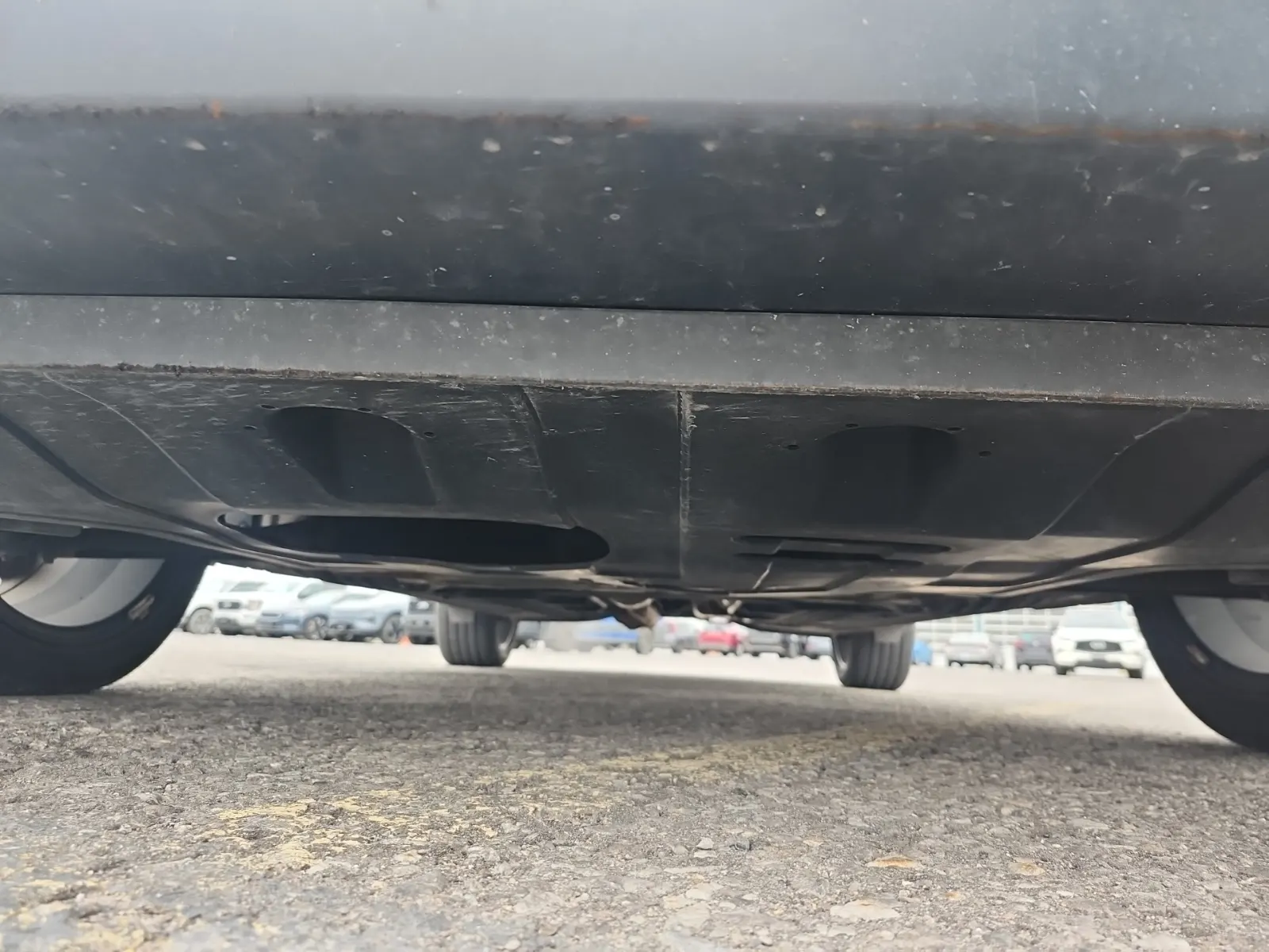 Undercarriage - Front Photo