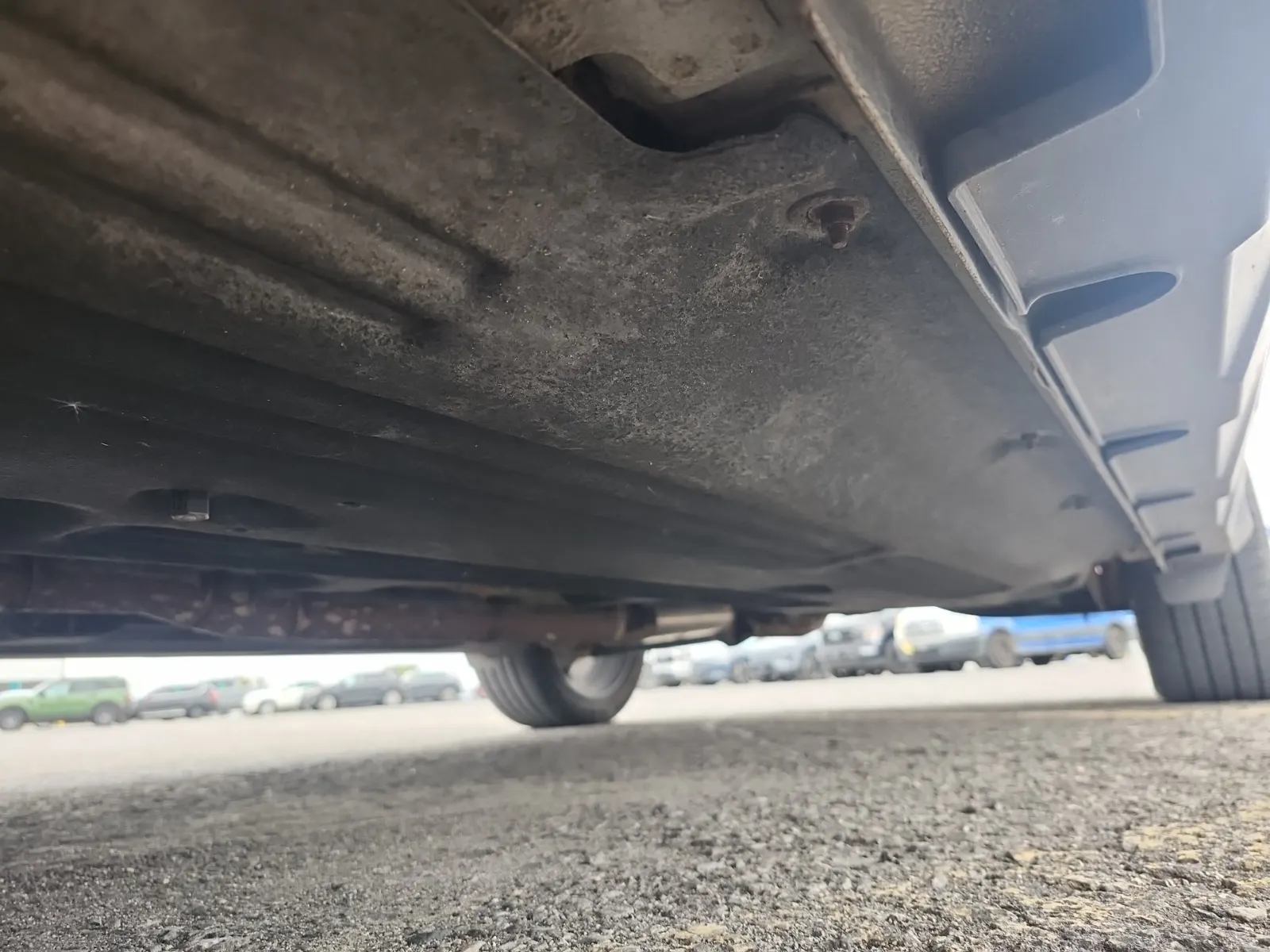 Undercarriage - Driver Photo