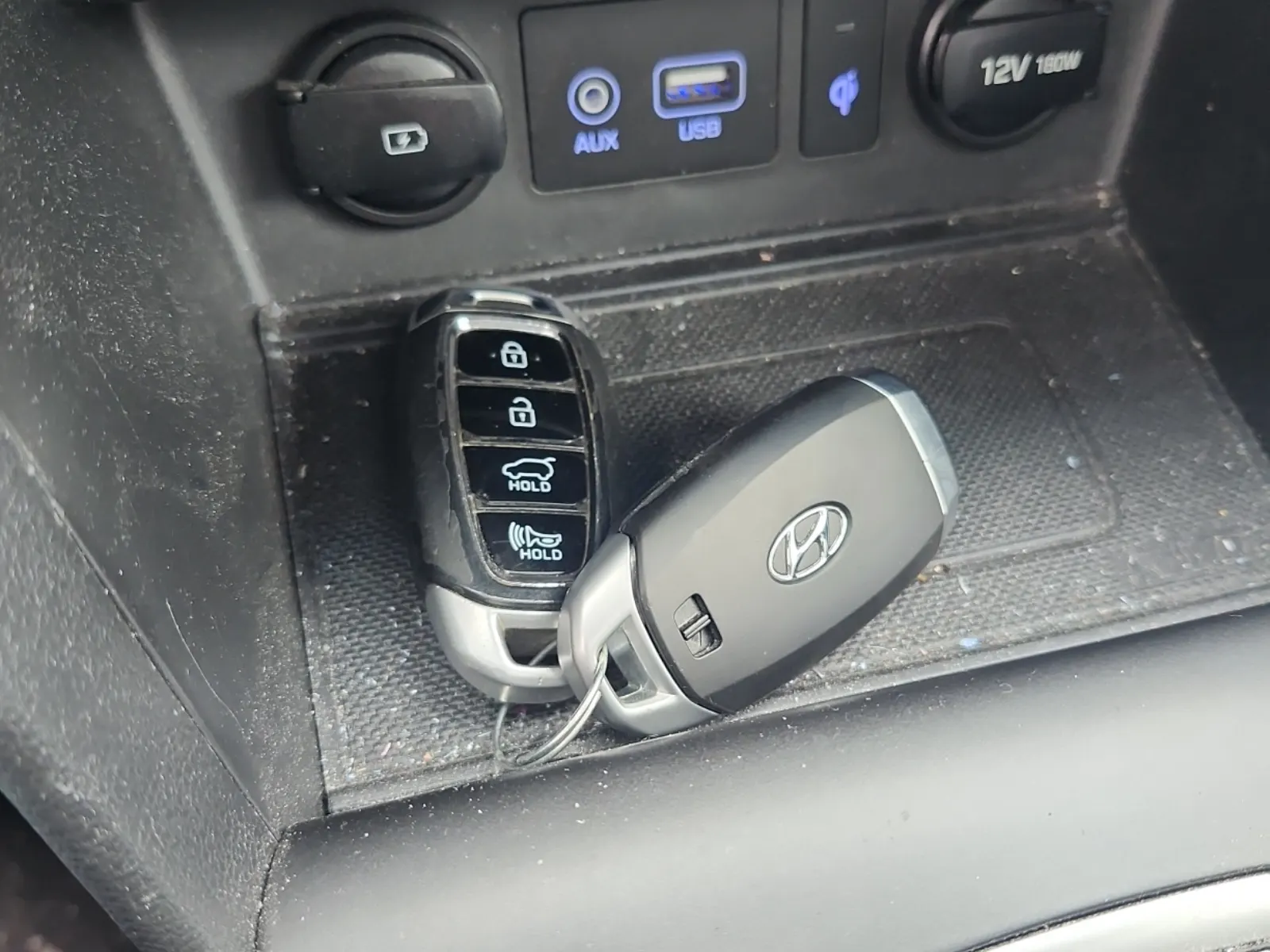 Keys/Fobs/Manual Photo