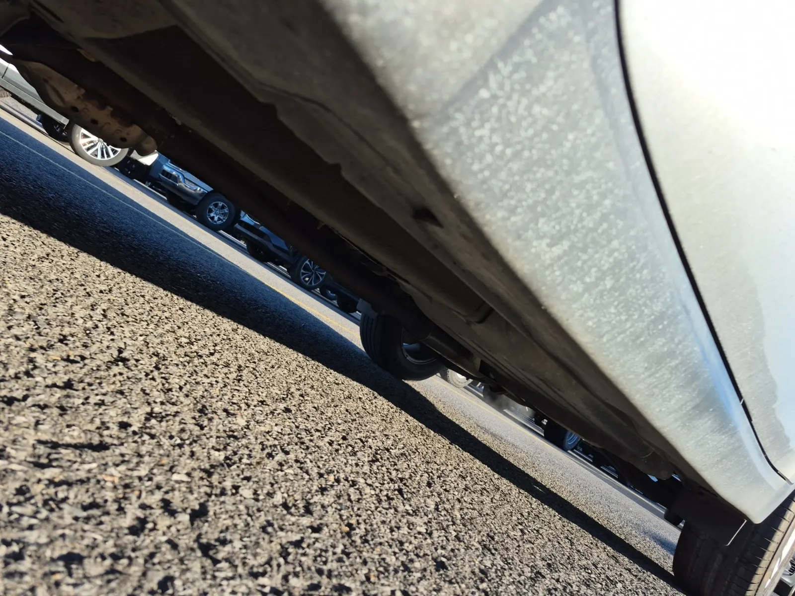 Undercarriage - Driver Photo