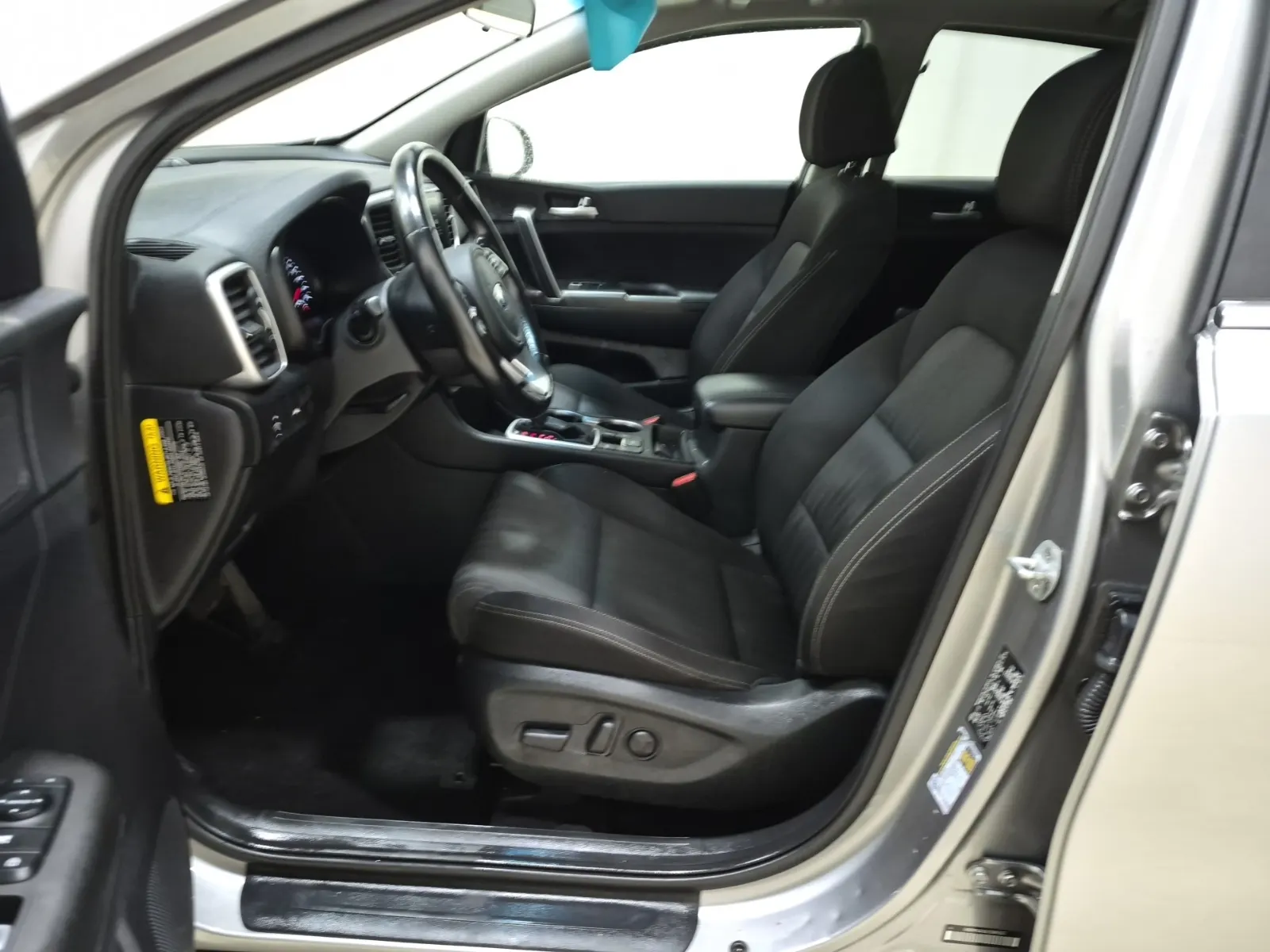 Front Interior Photo